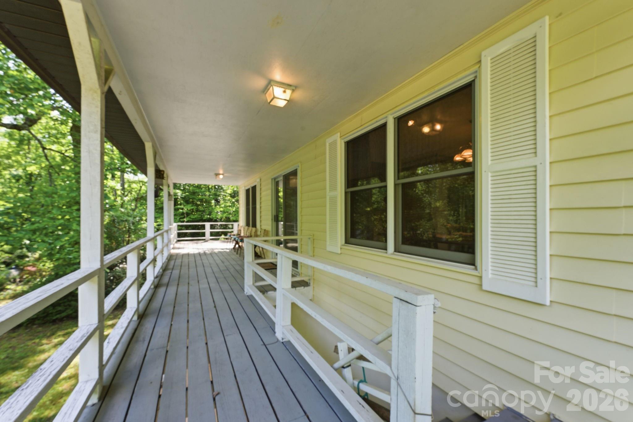 38 Pee Wee Branch Branch — Sylva