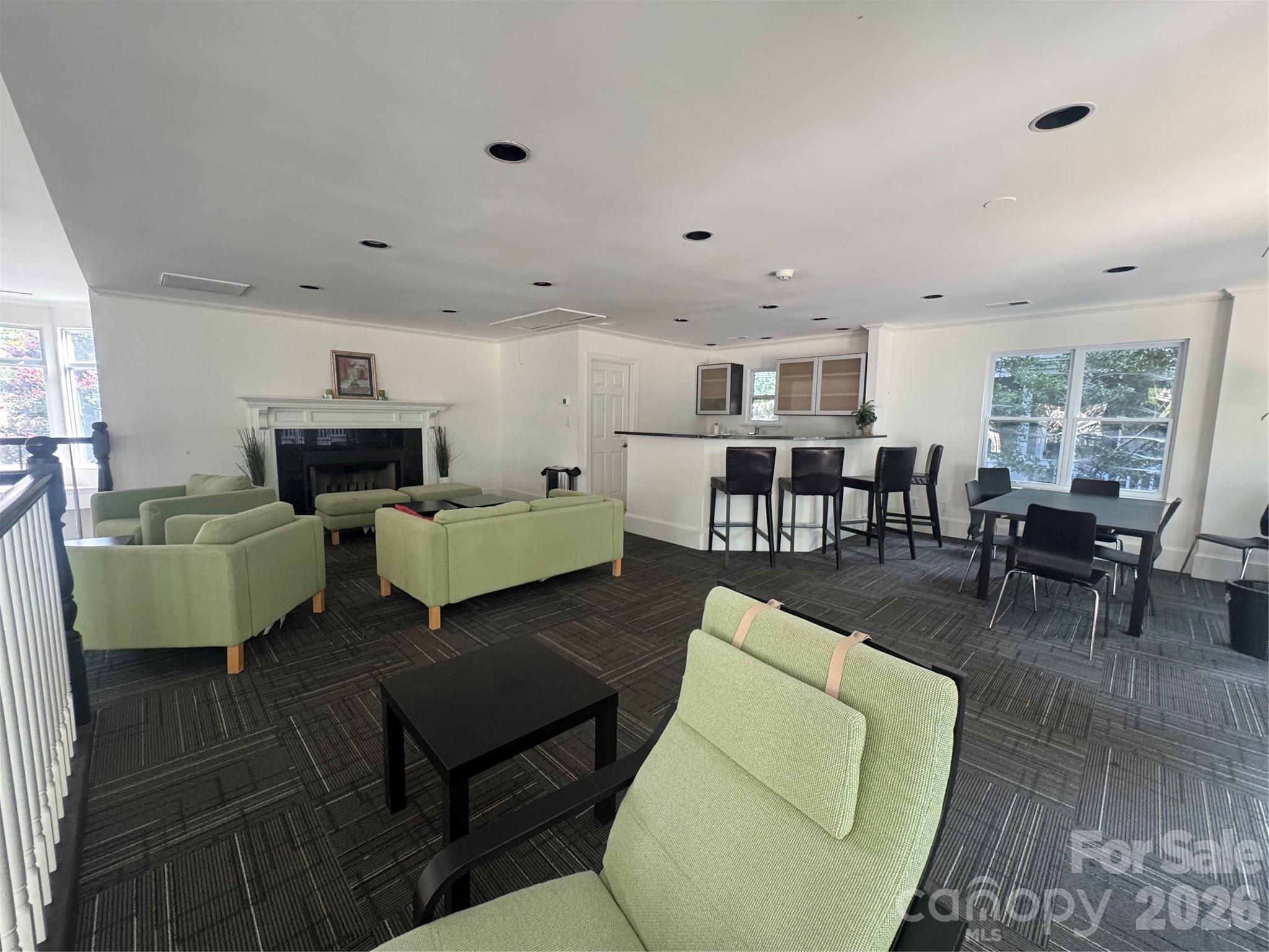 525 N Graham Street #3F — Charlotte