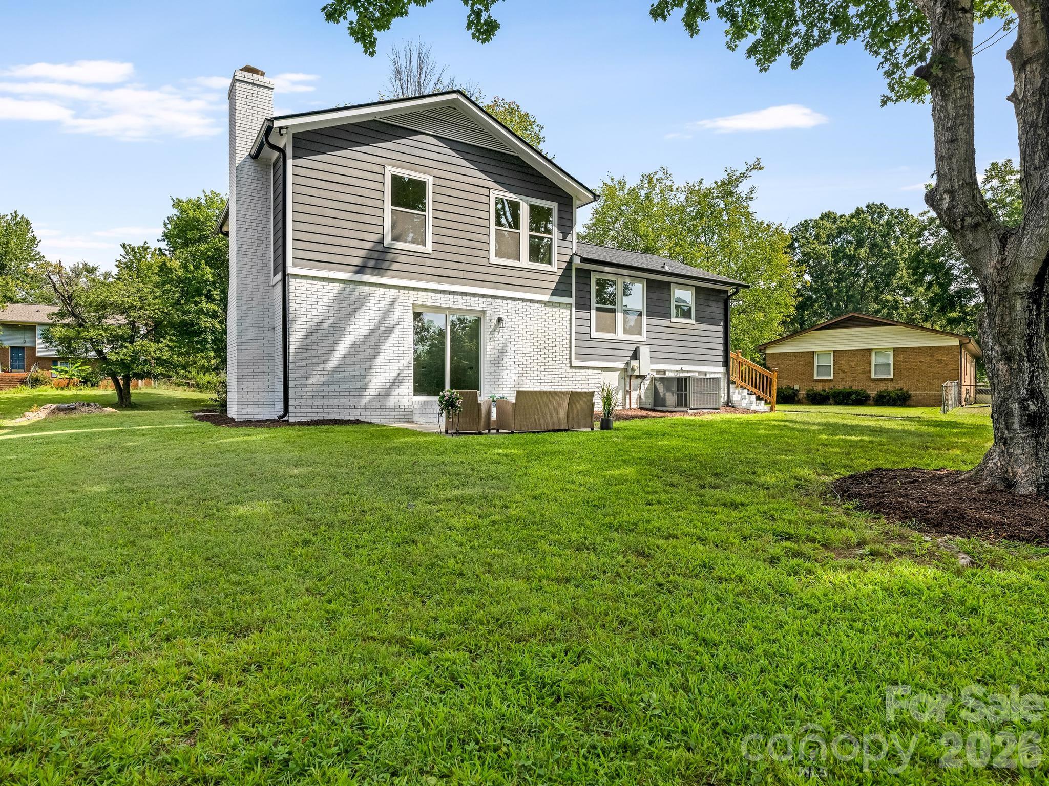 421 Vickery Drive — Charlotte