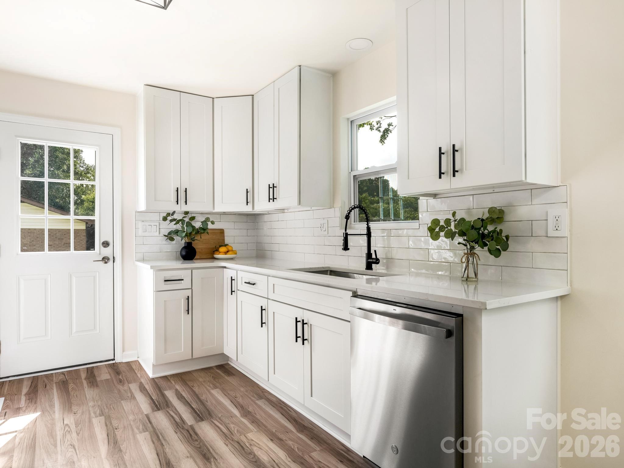 421 Vickery Drive — Charlotte