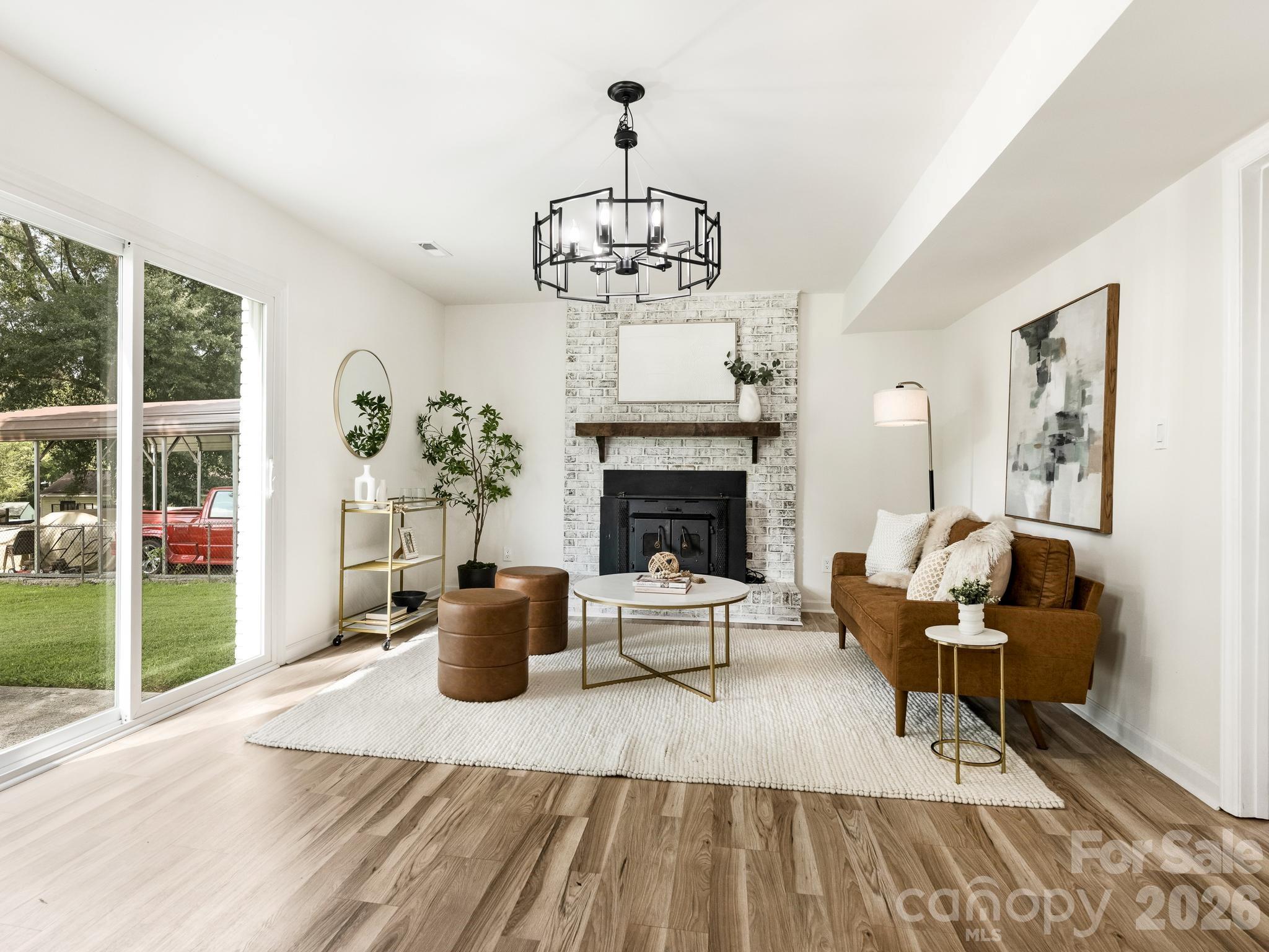 421 Vickery Drive — Charlotte