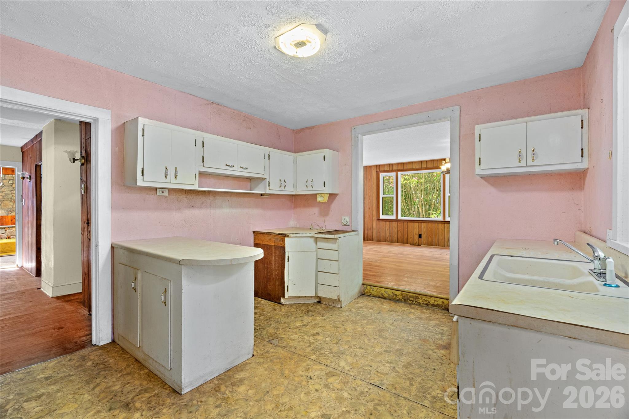 48 & 49 Cedar Mountain Road — Asheville