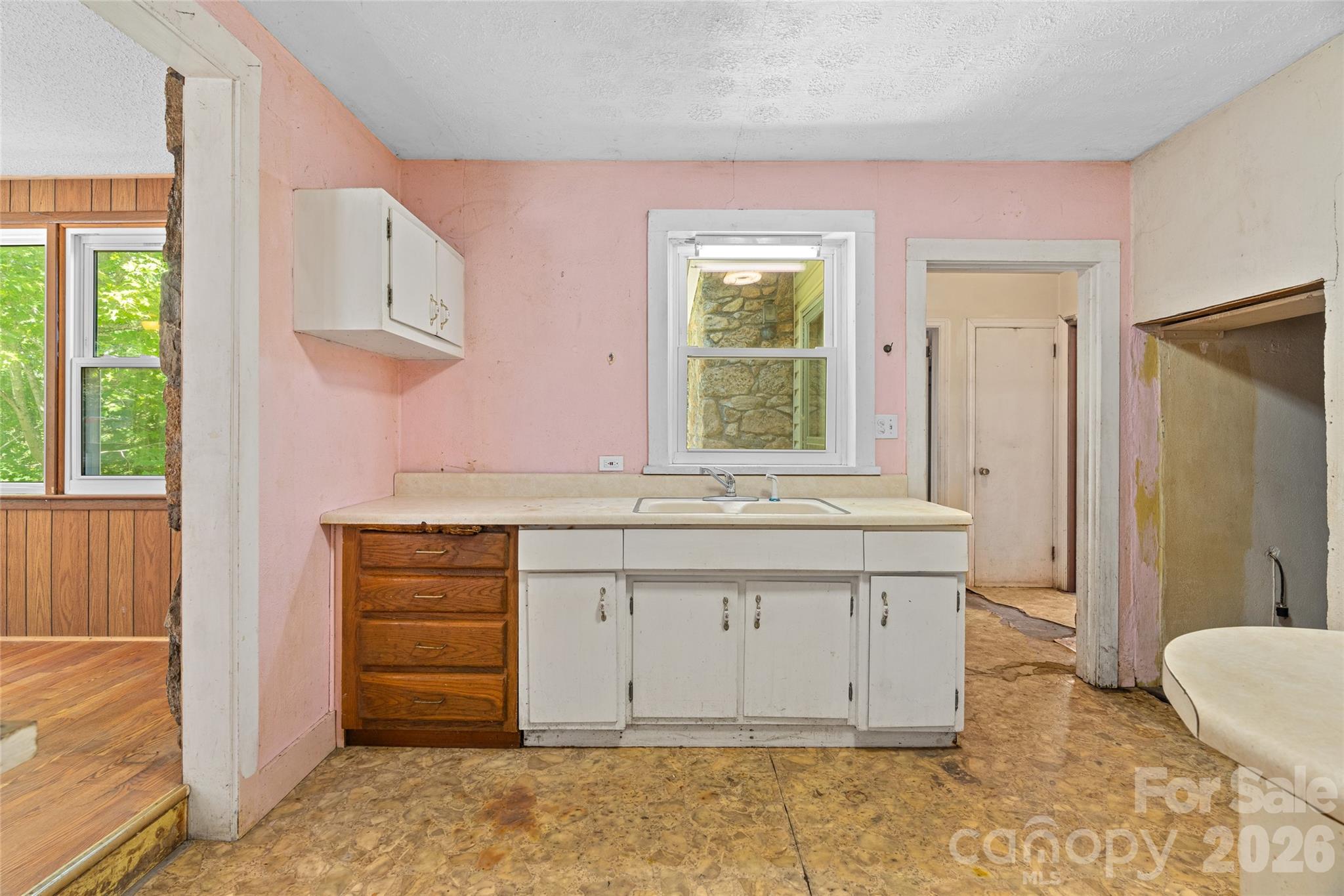 48 & 49 Cedar Mountain Road — Asheville