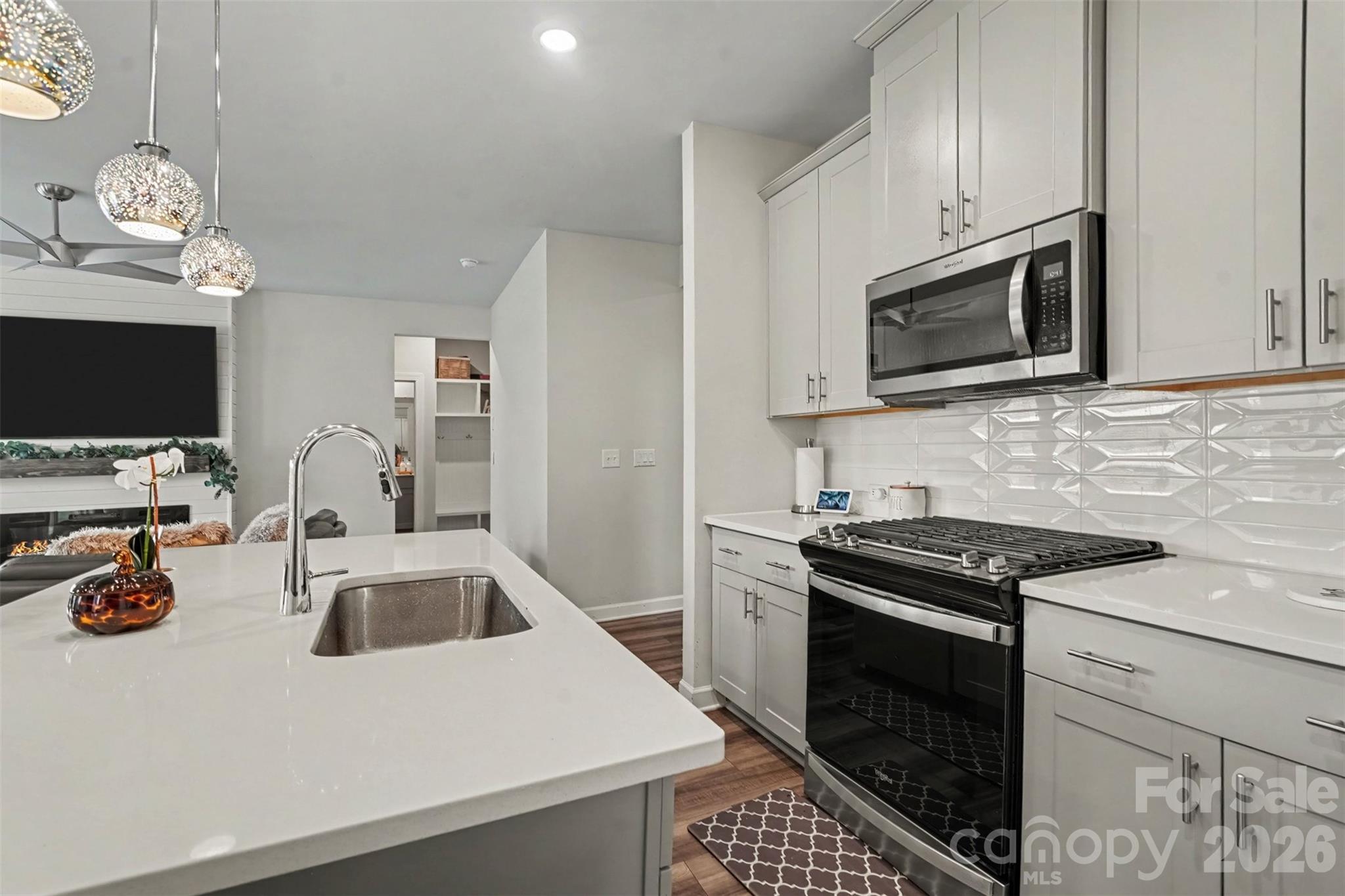 3514 Peach Cobbler Street — Monroe