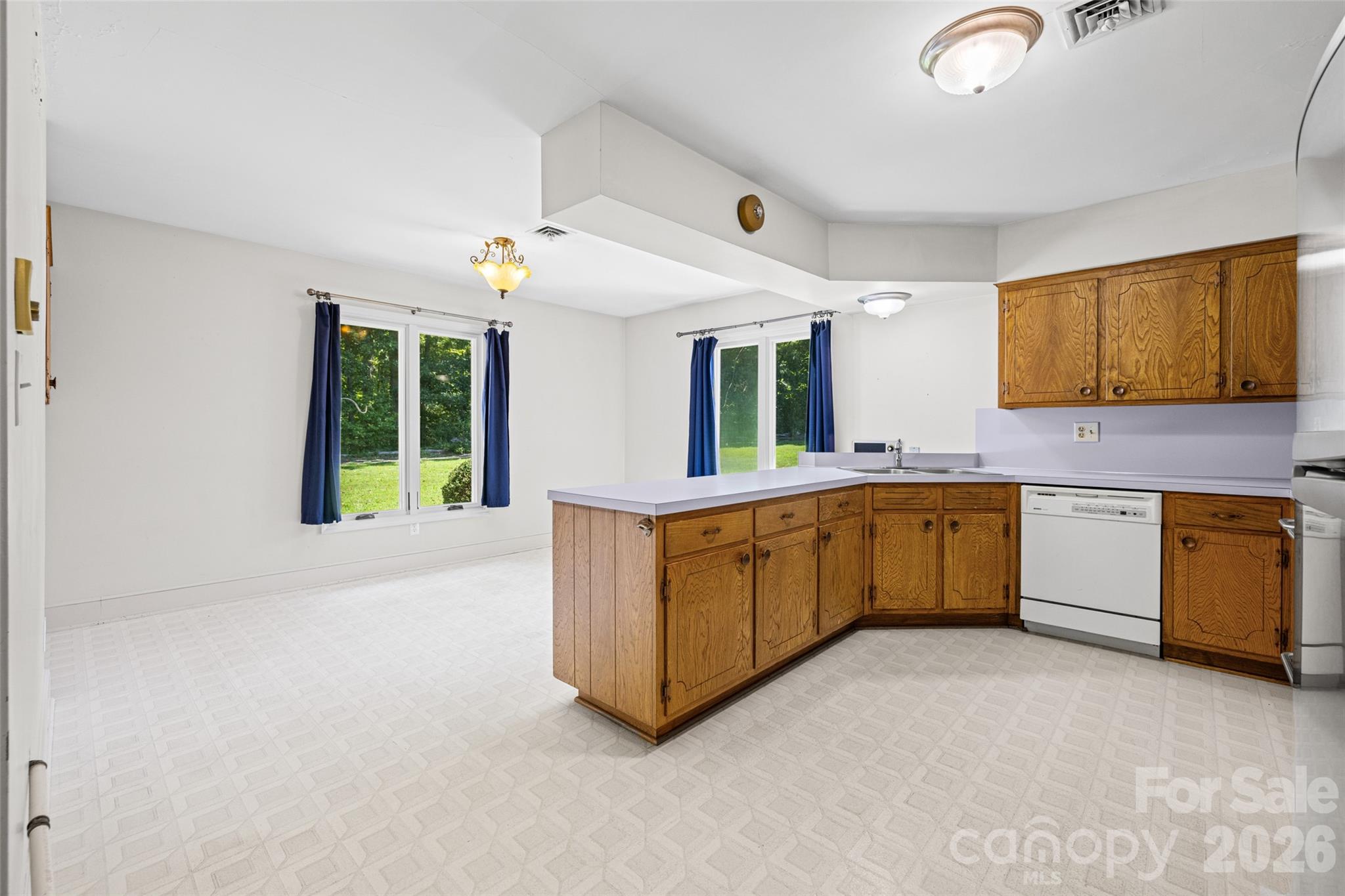 233 Laburn Avenue — Charlotte