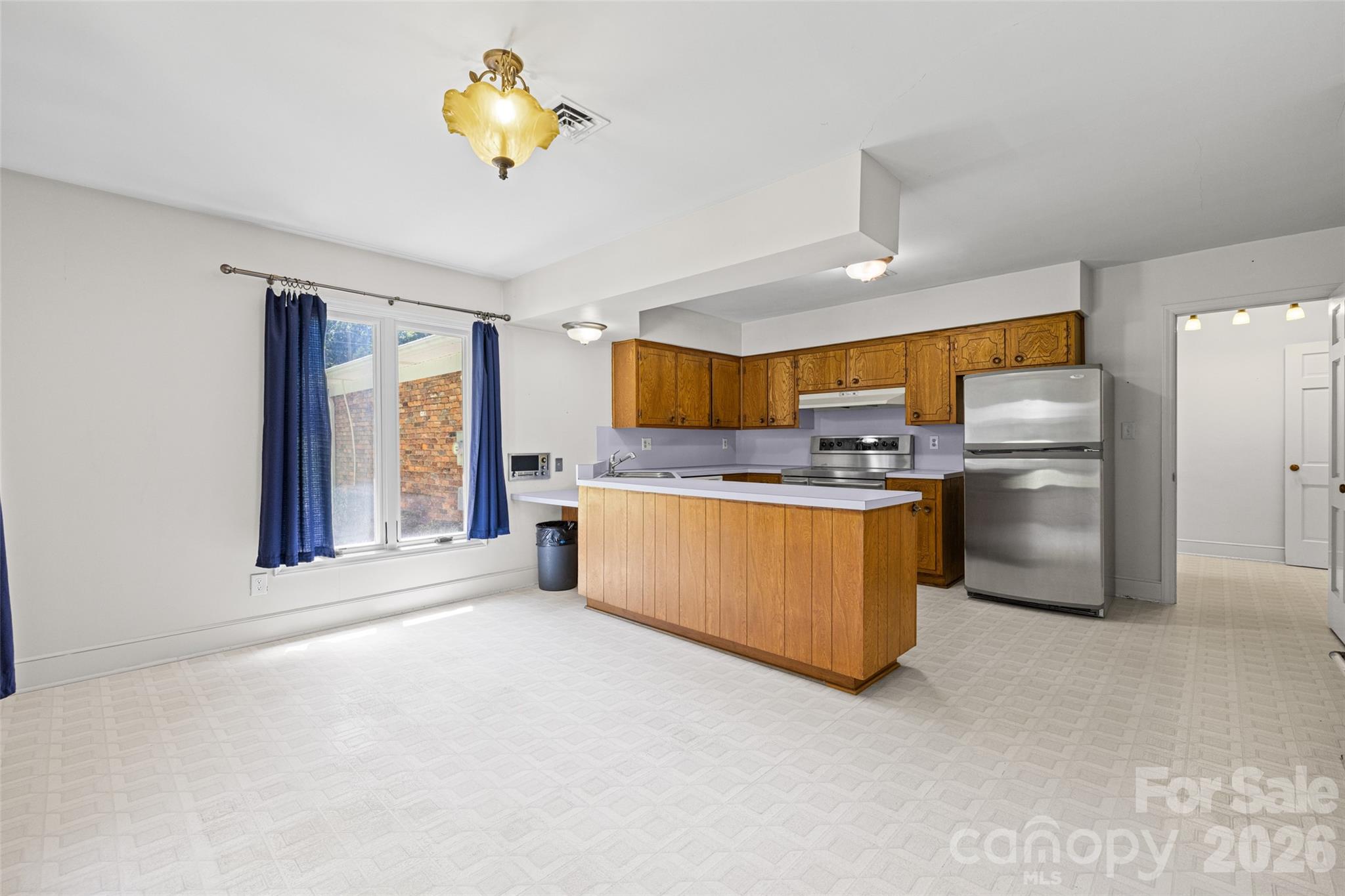 233 Laburn Avenue — Charlotte