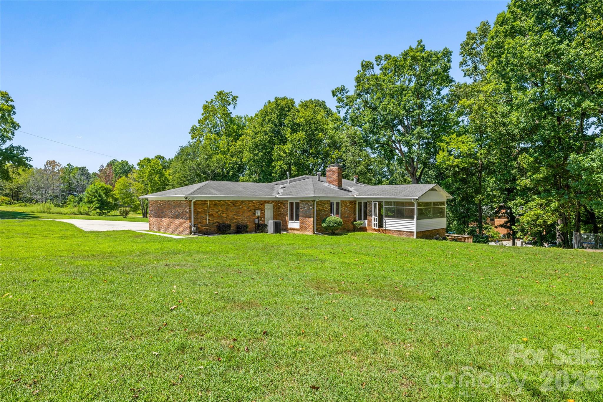 233 Laburn Avenue — Charlotte