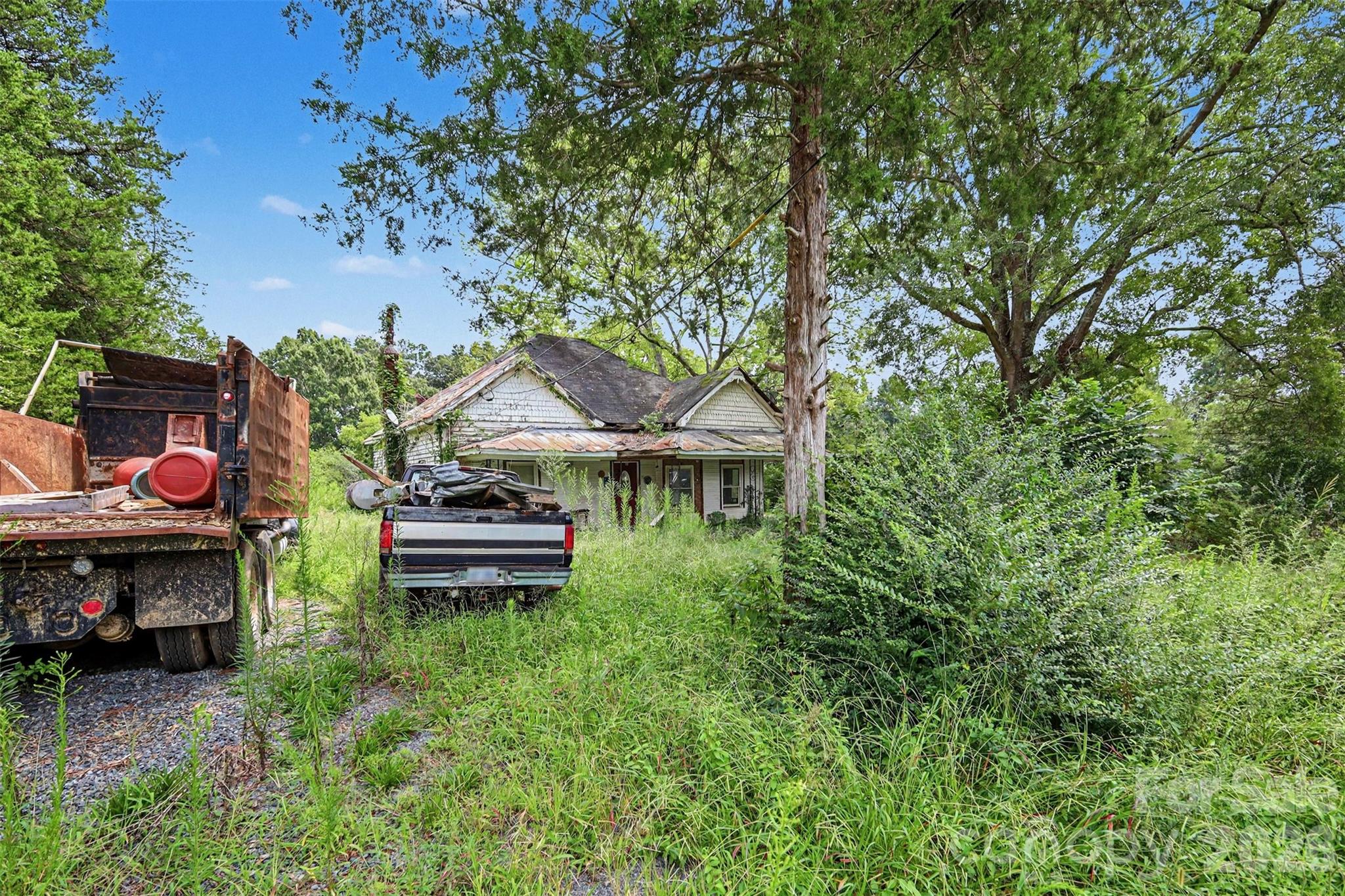 4675 Chaney Road — Midland