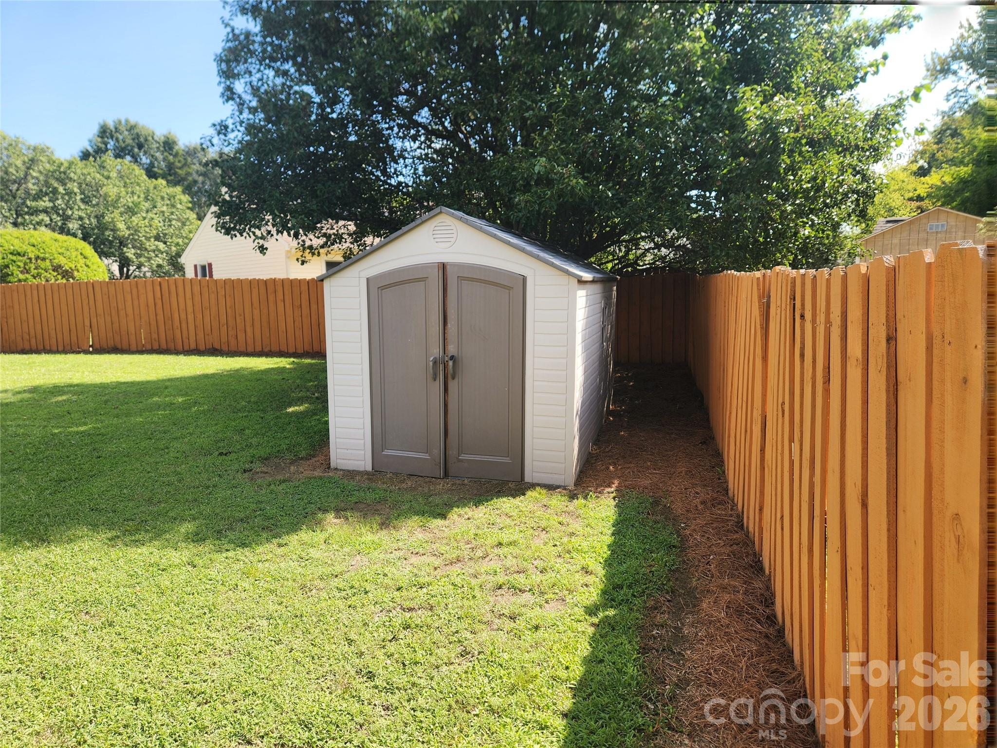 11318 Treebark Drive — Pineville
