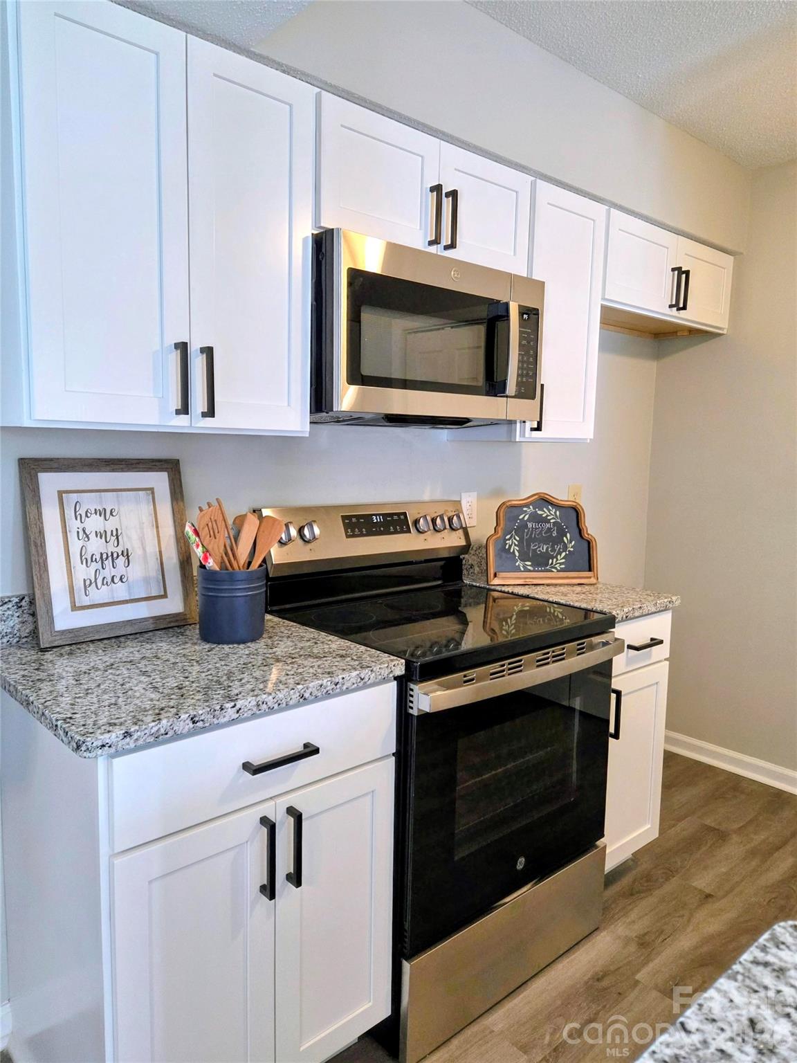 11318 Treebark Drive — Pineville