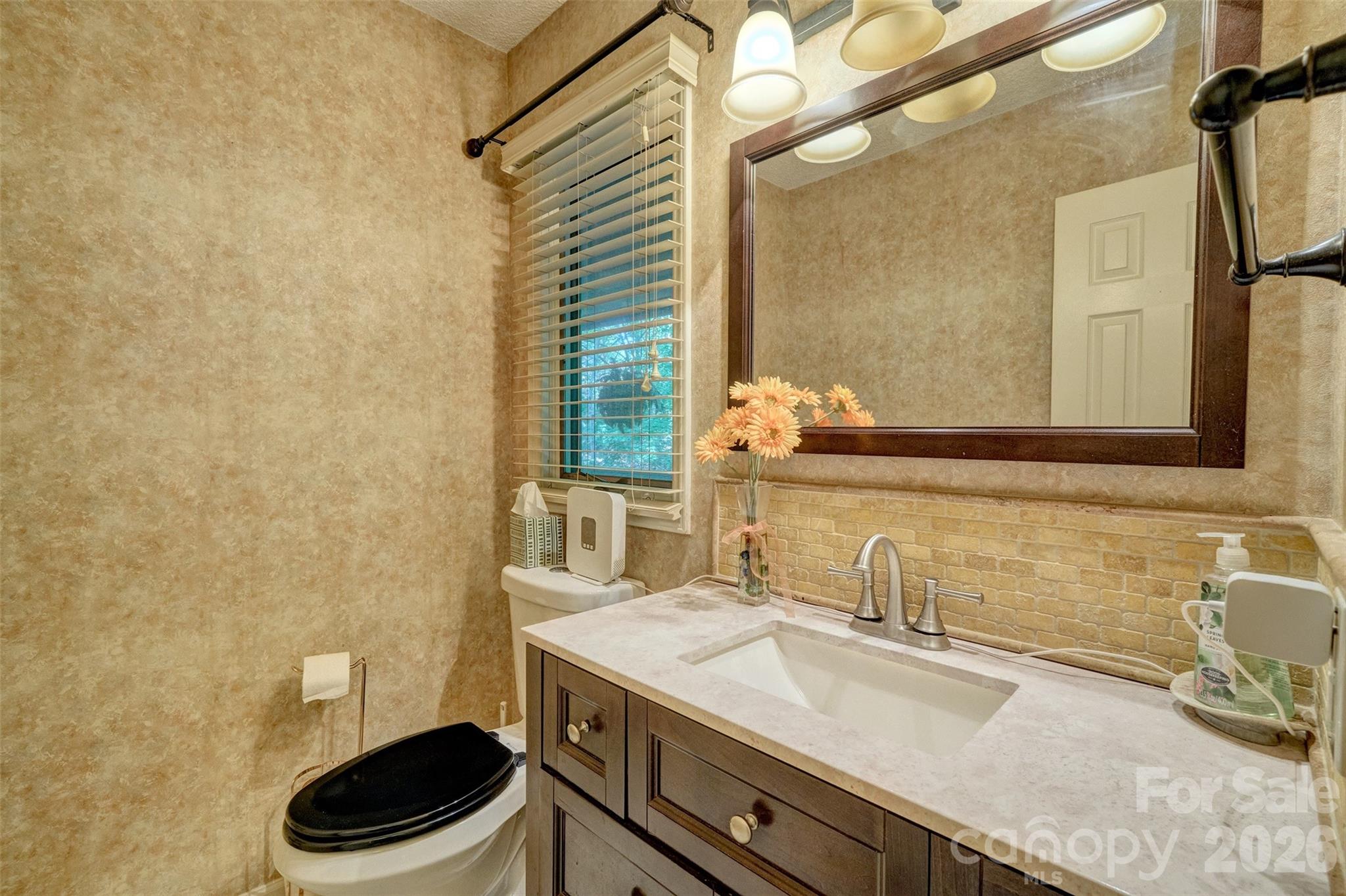 9 Cove Road — Lake Wylie
