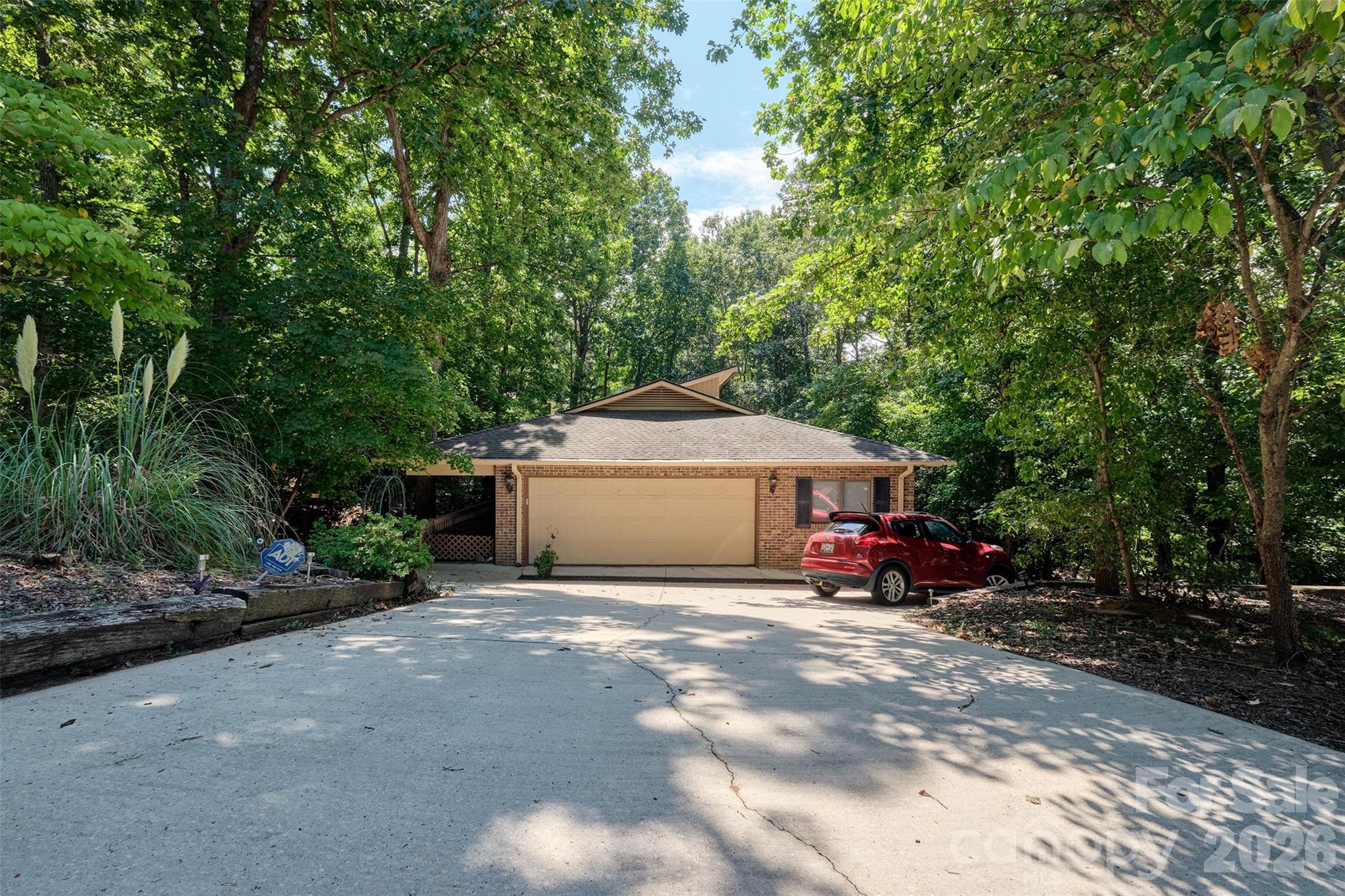 9 Cove Road — Lake Wylie