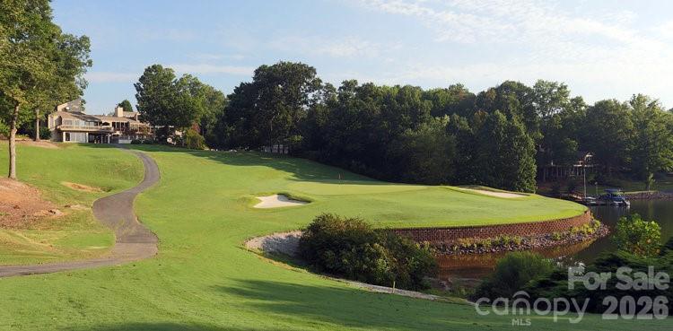 9 Cove Road — Lake Wylie