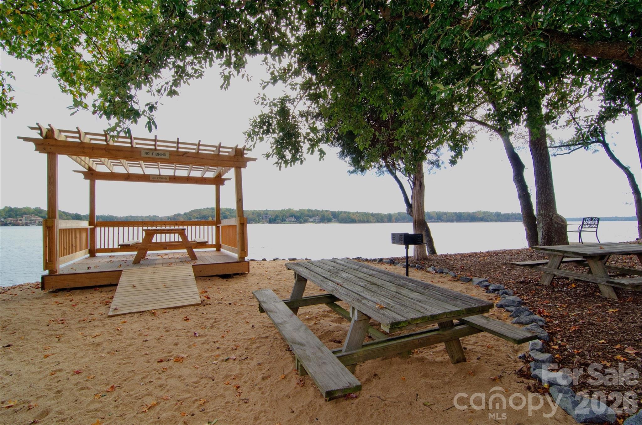 9 Cove Road — Lake Wylie