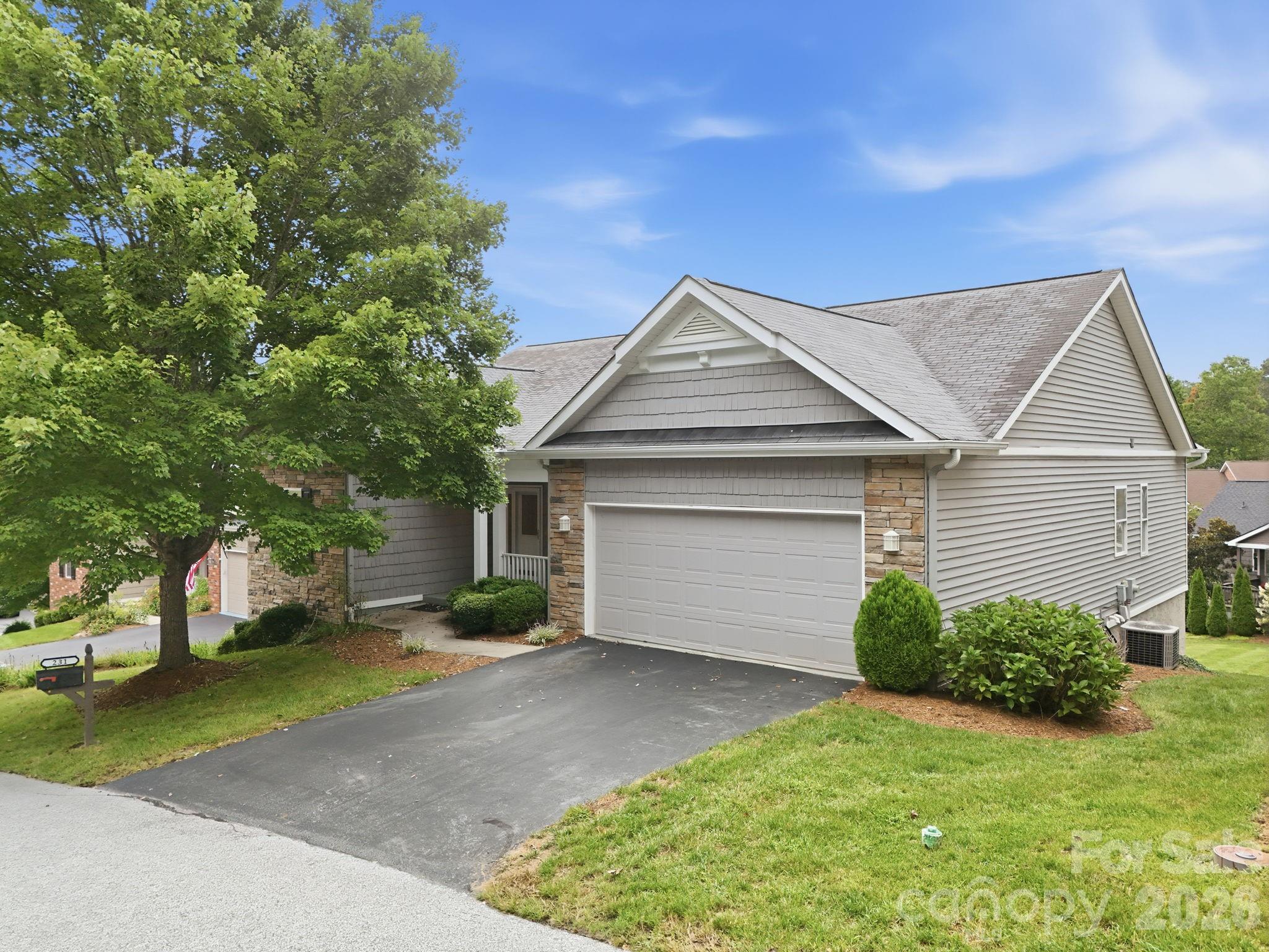 231 Shaws Creek Farm Road — Laurel Park