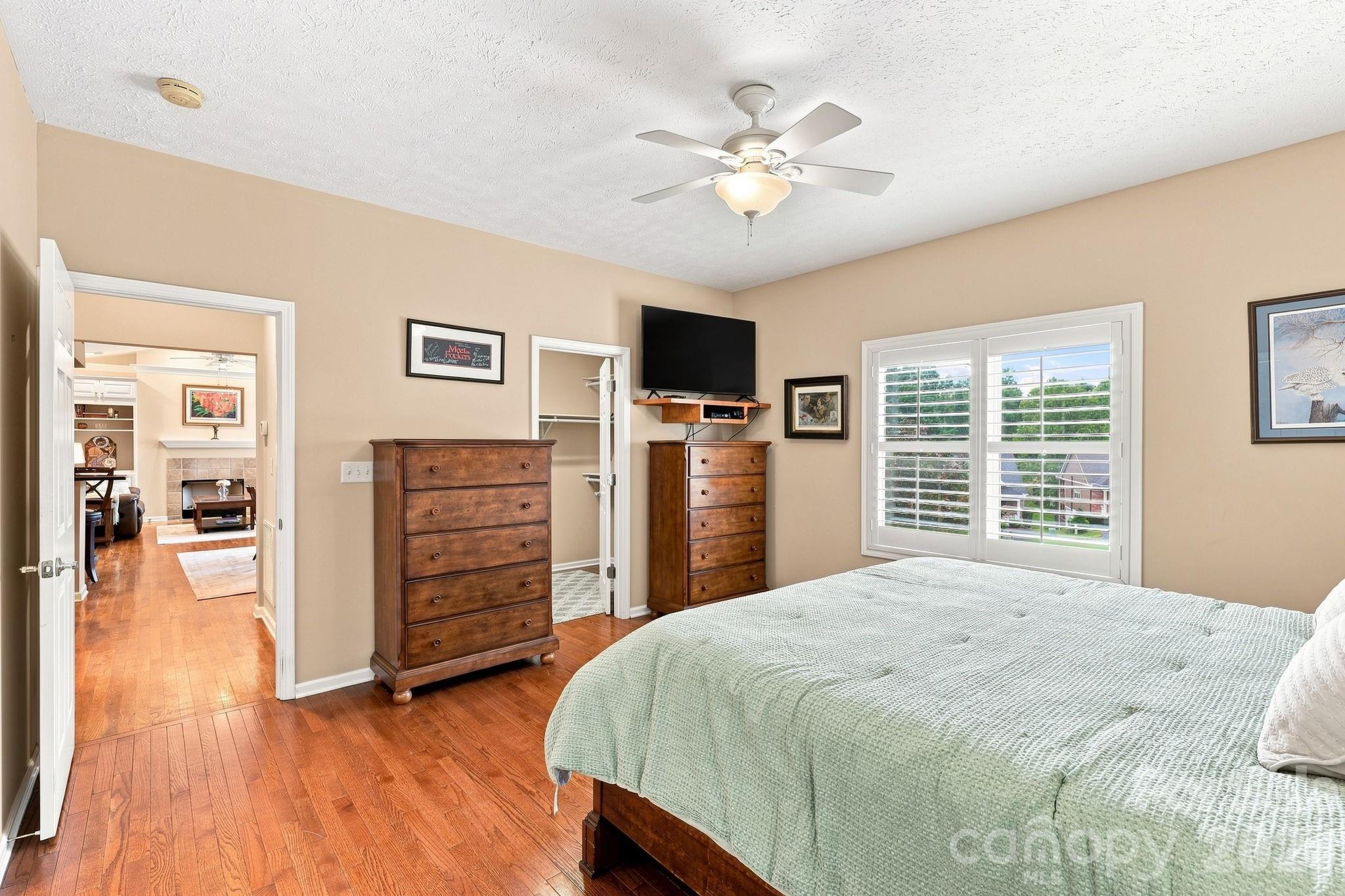 231 Shaws Creek Farm Road — Laurel Park