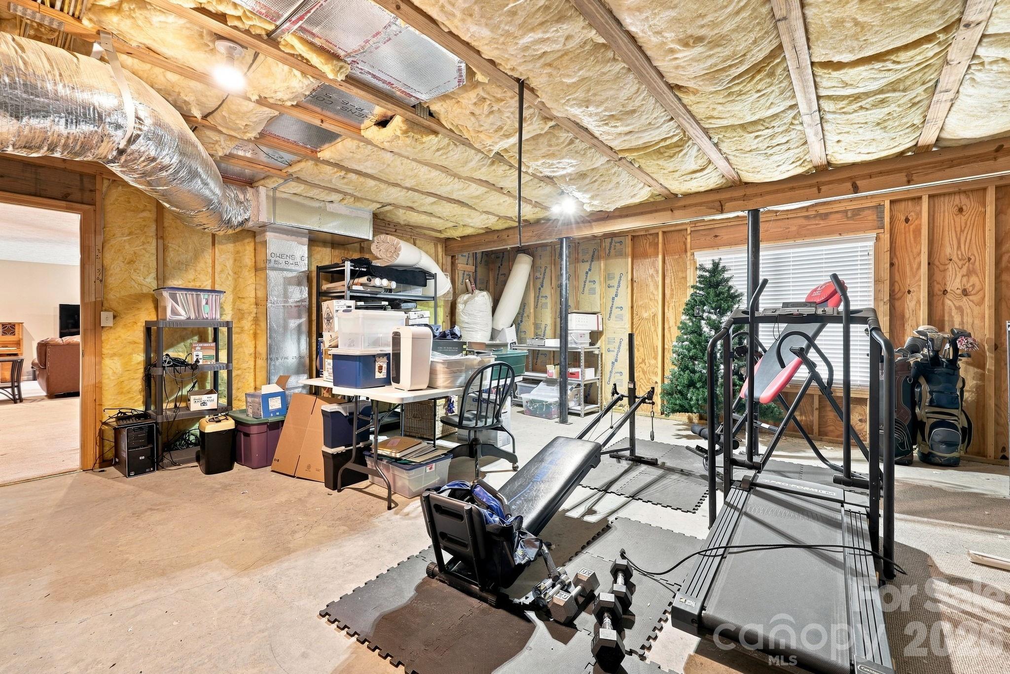 231 Shaws Creek Farm Road — Laurel Park