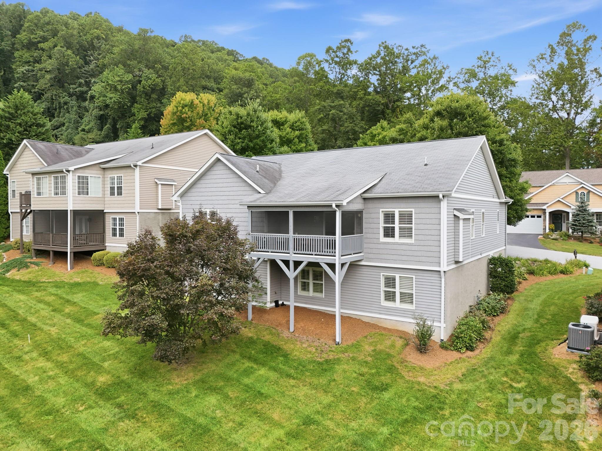 231 Shaws Creek Farm Road — Laurel Park