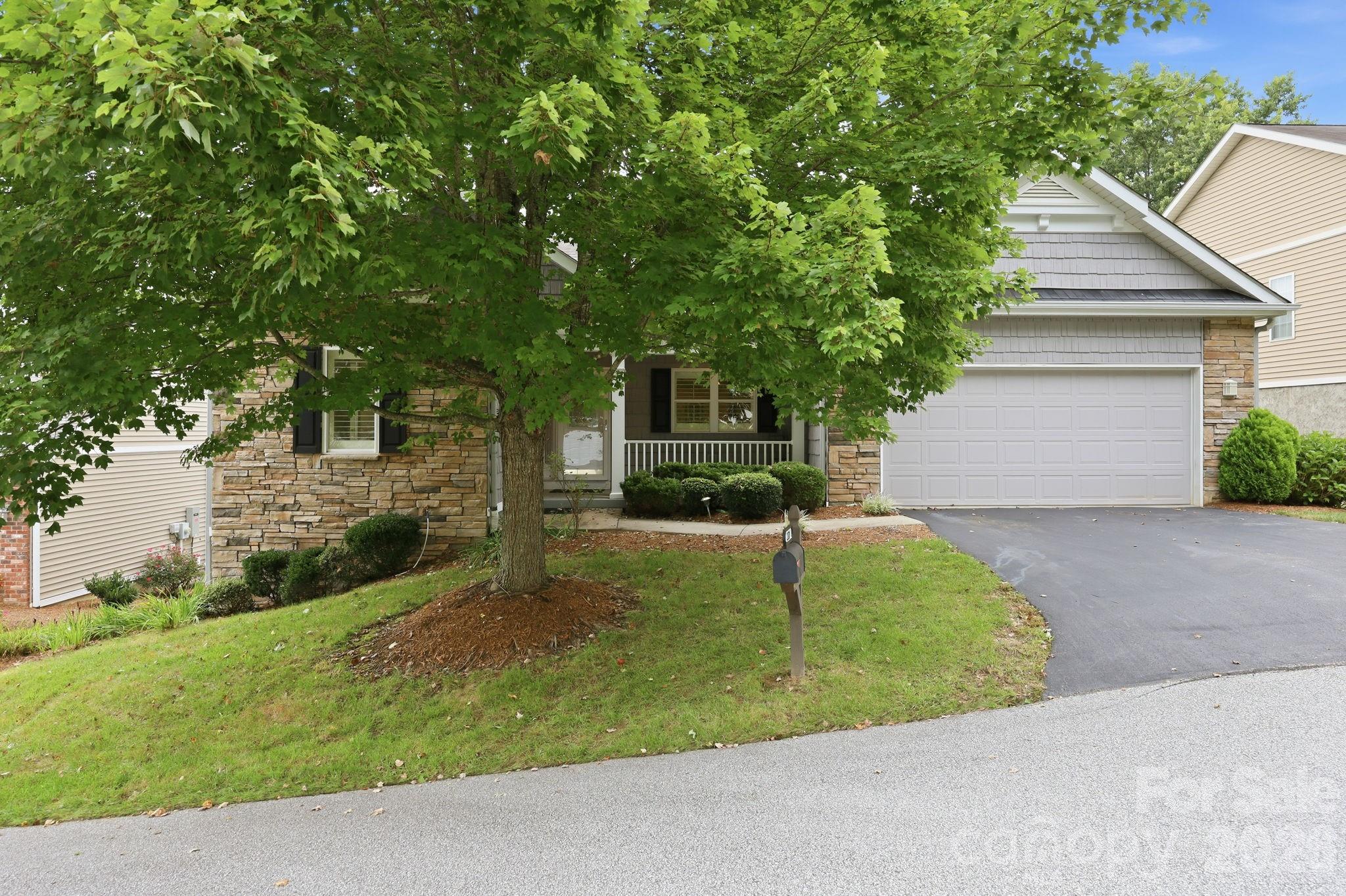 231 Shaws Creek Farm Road — Laurel Park