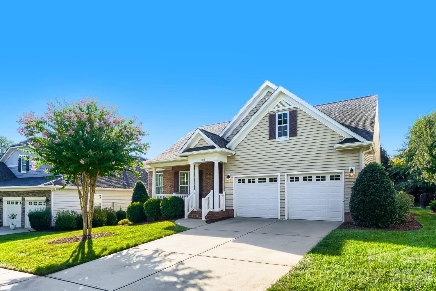 18311 Glenealy Drive — Cornelius