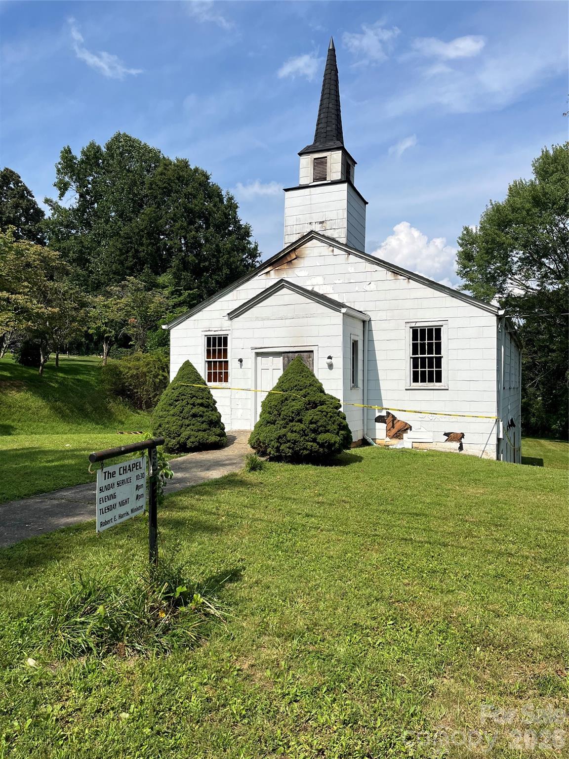 35 Hi Alta Avenue — Asheville