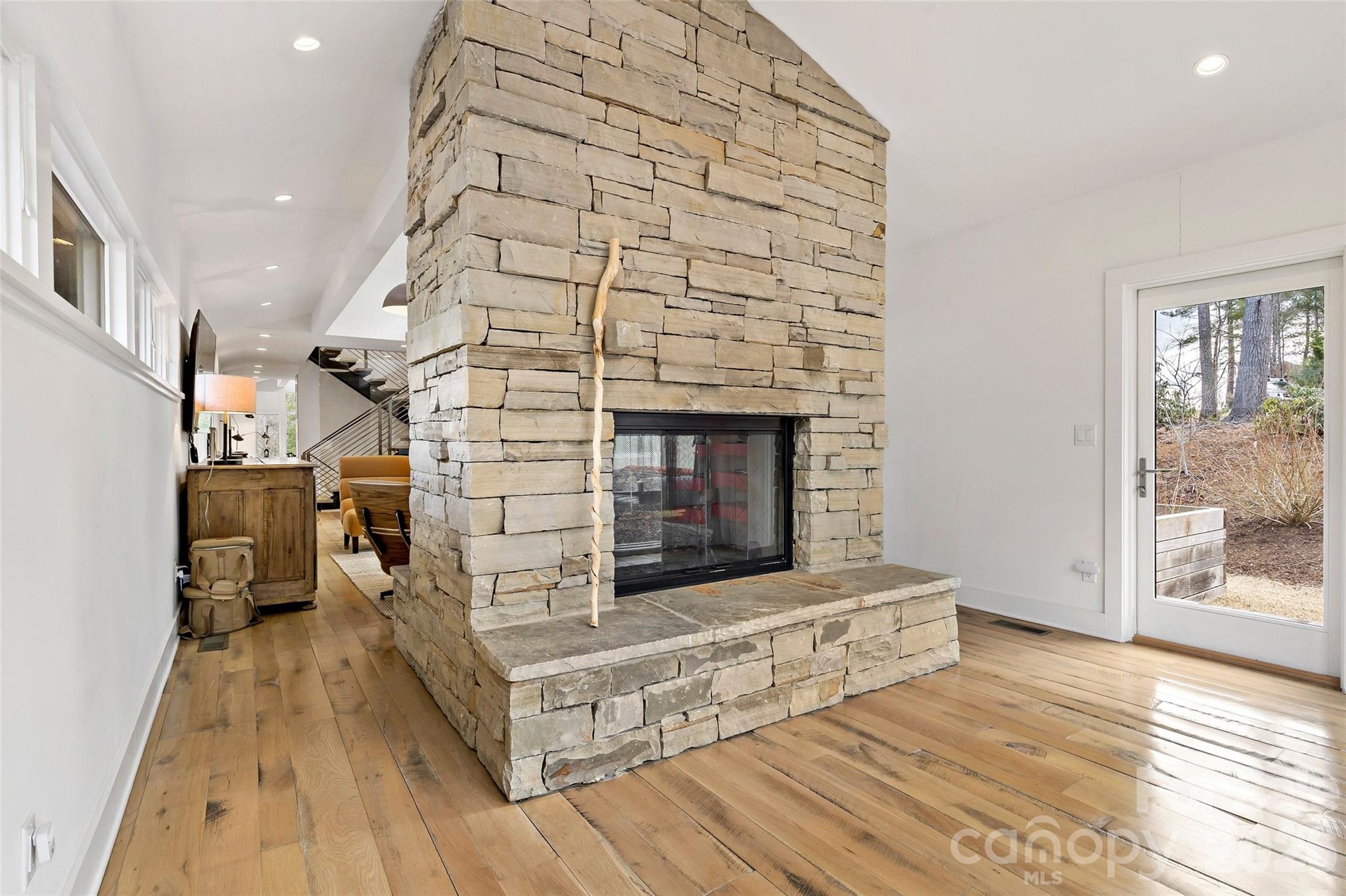 27 Hawberry Court — Asheville