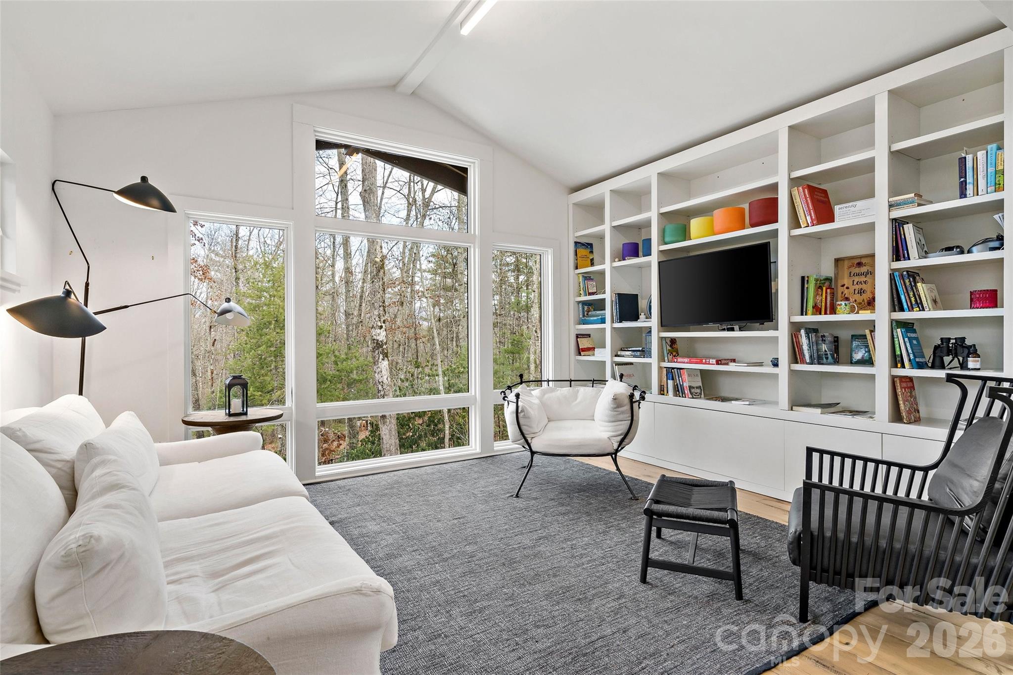 27 Hawberry Court — Asheville