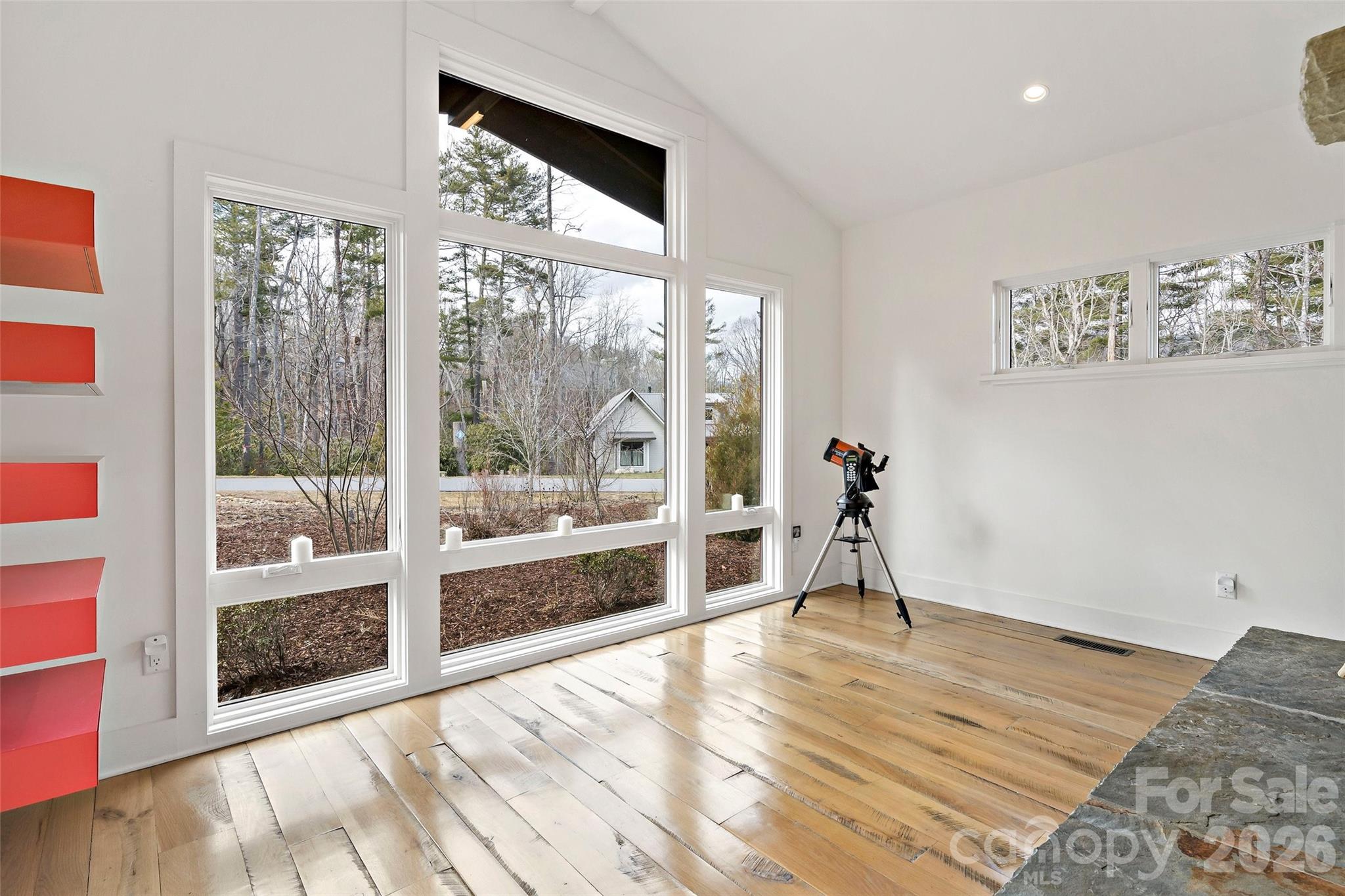 27 Hawberry Court — Asheville