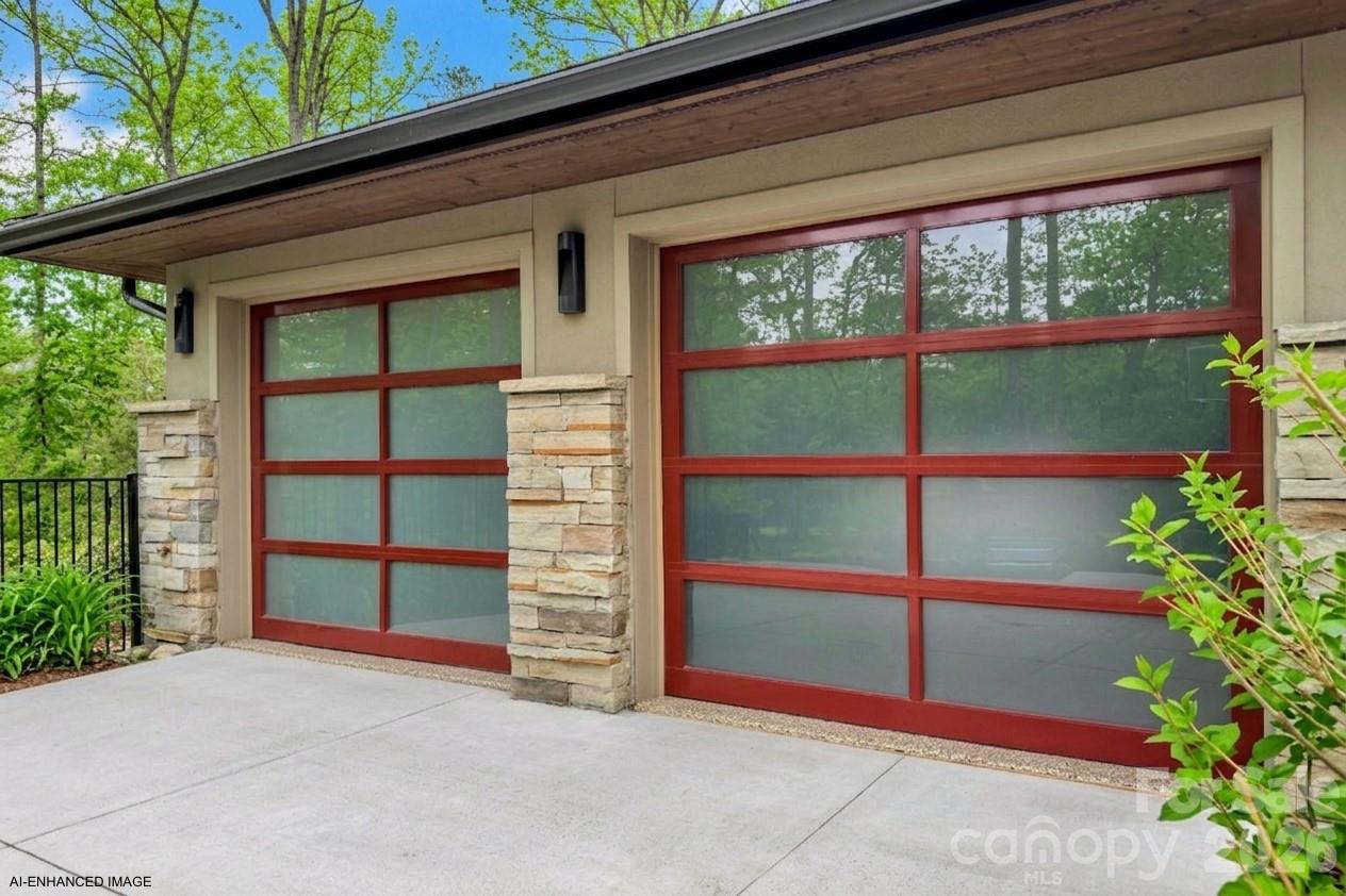 27 Hawberry Court — Asheville
