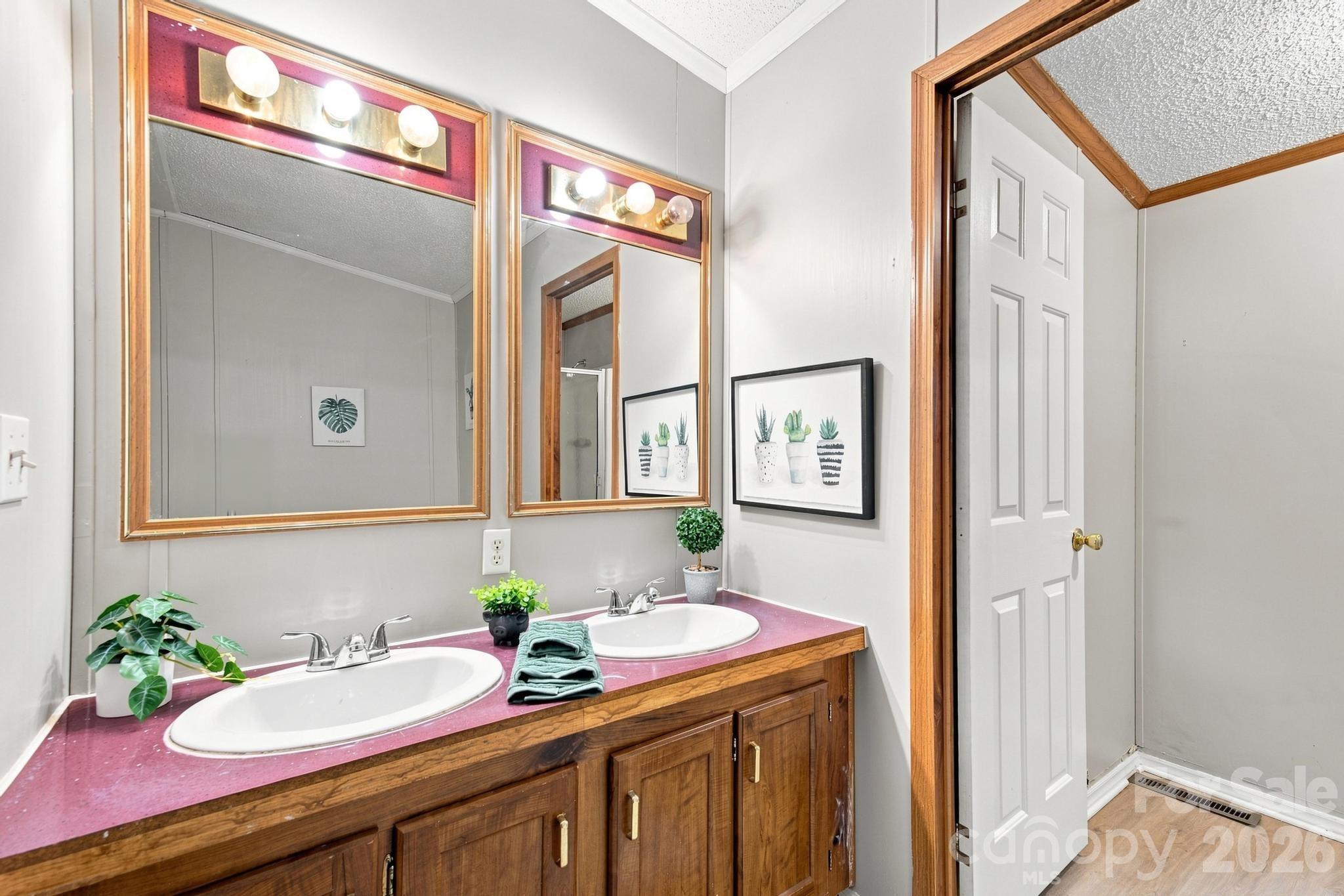 3159 Ward Green Street — Lenoir