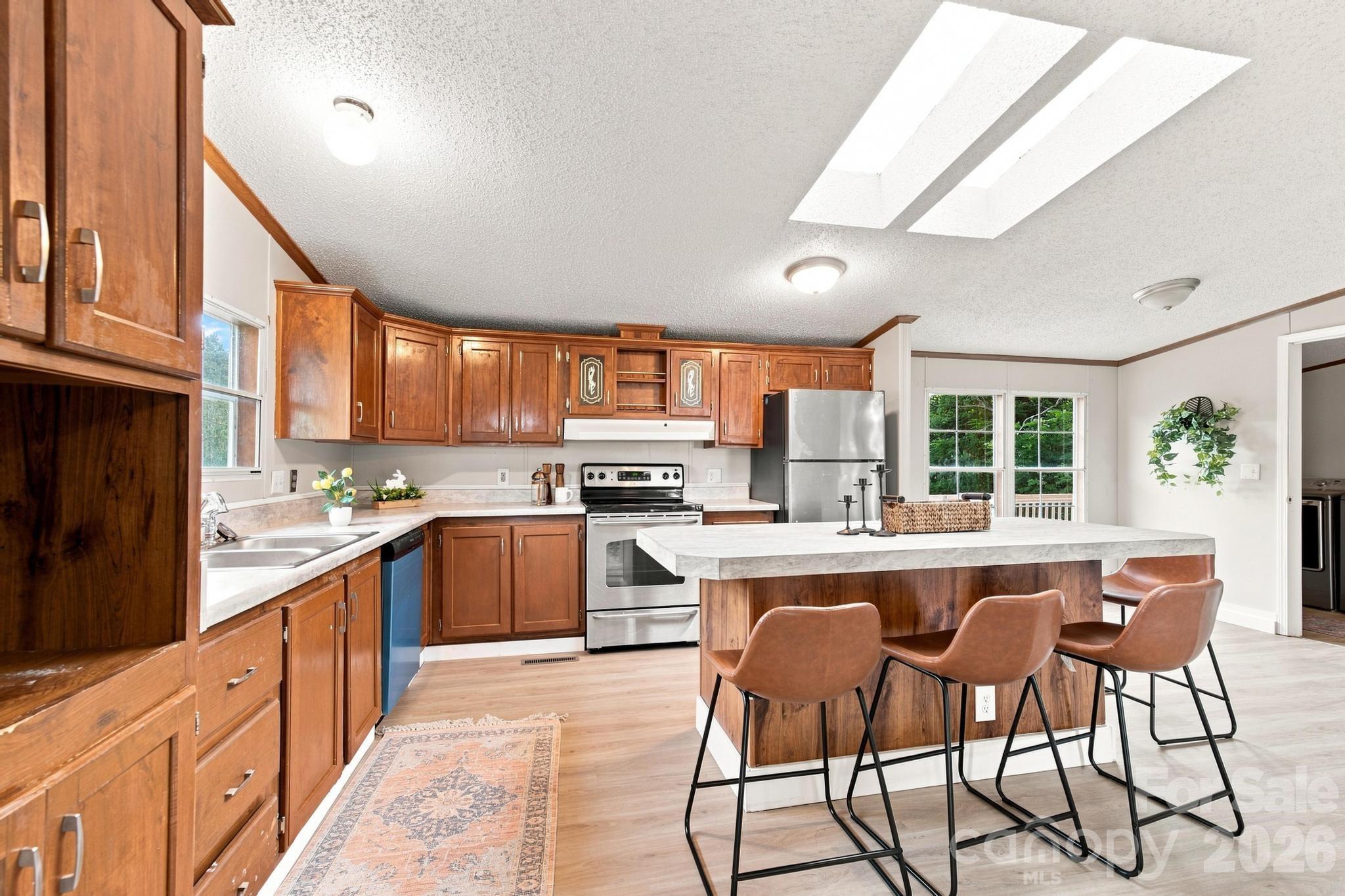 3159 Ward Green Street — Lenoir