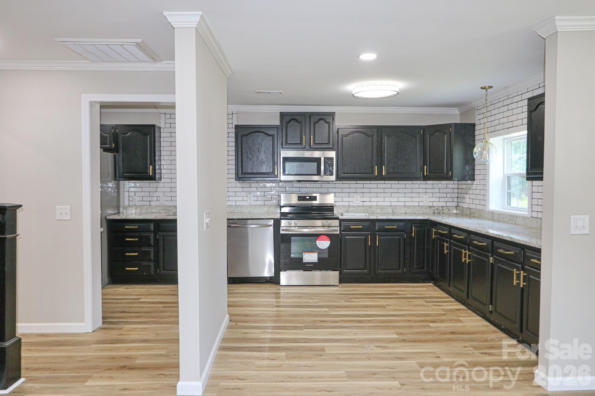 1826 N Oak Ridge Church Road — Yadkinville