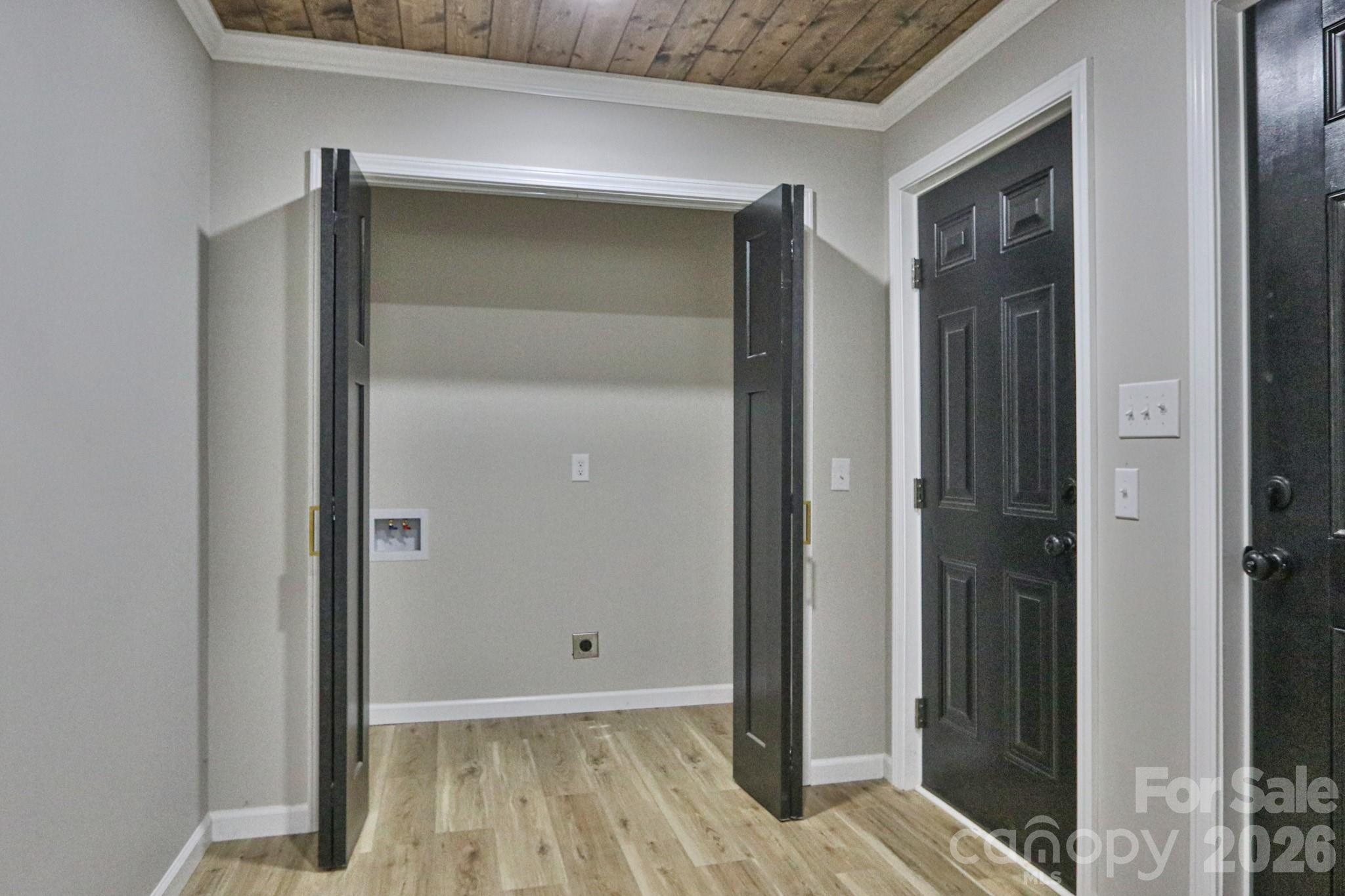 1826 N Oak Ridge Church Road — Yadkinville