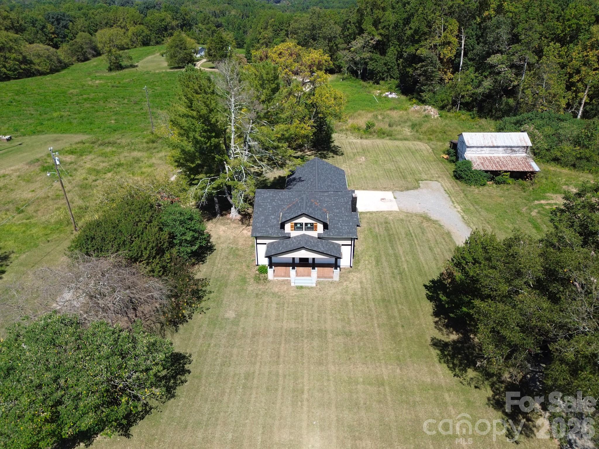 1826 N Oak Ridge Church Road — Yadkinville