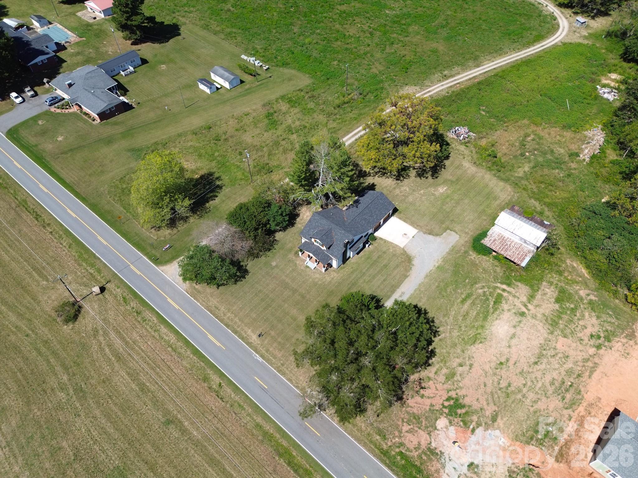 1826 N Oak Ridge Church Road — Yadkinville