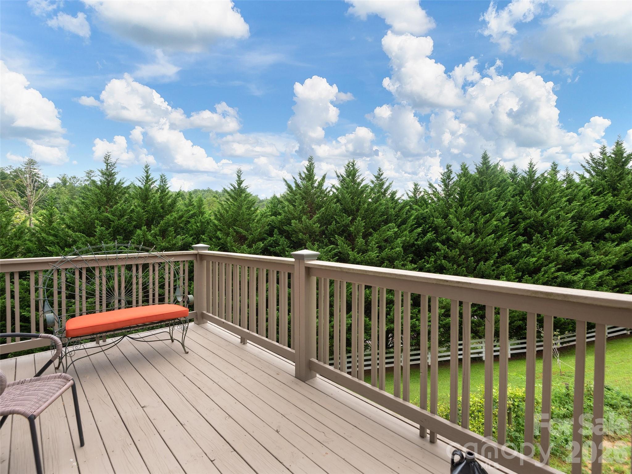 4 Lancaster Lane — Weaverville