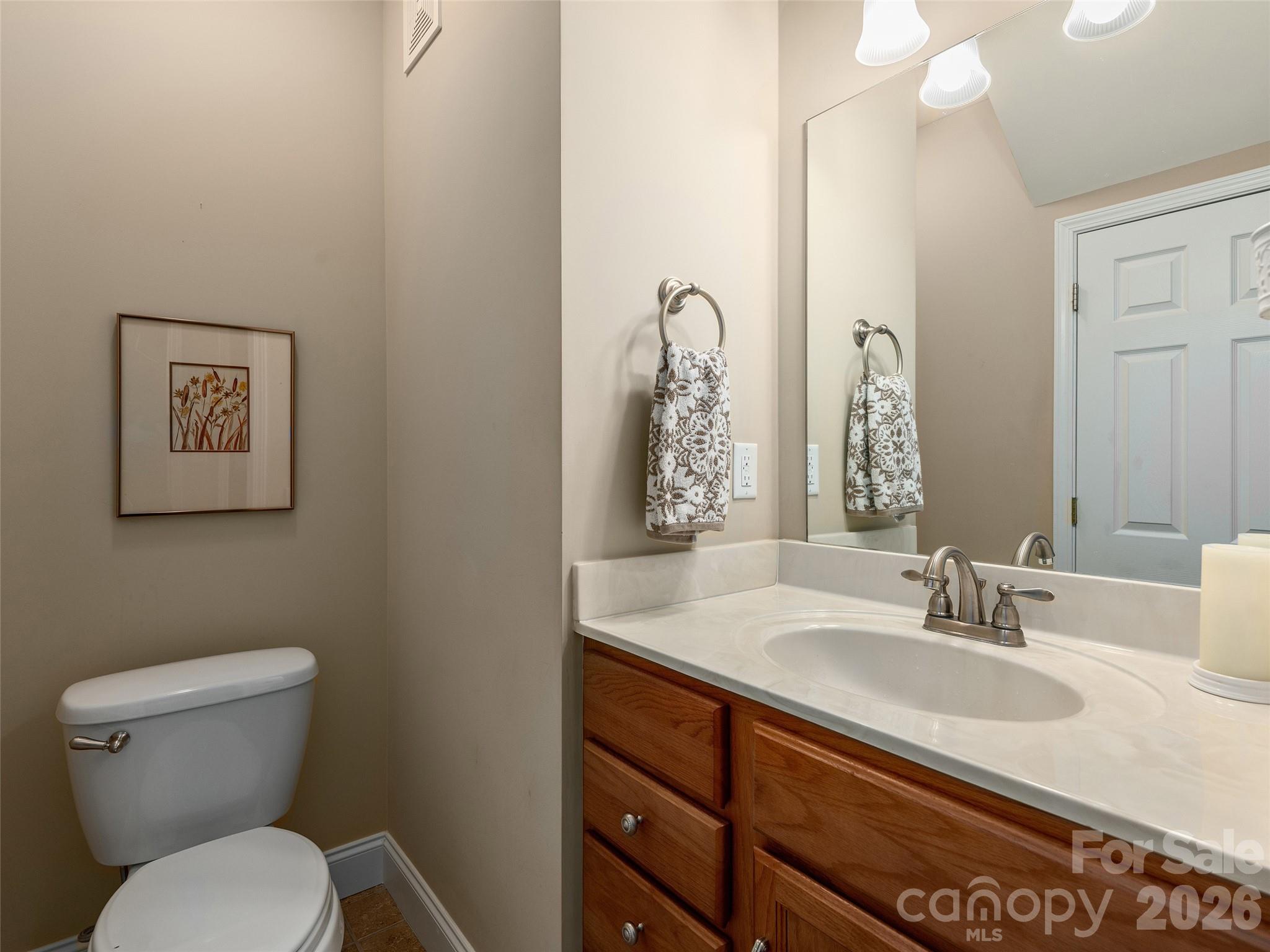 4 Lancaster Lane — Weaverville