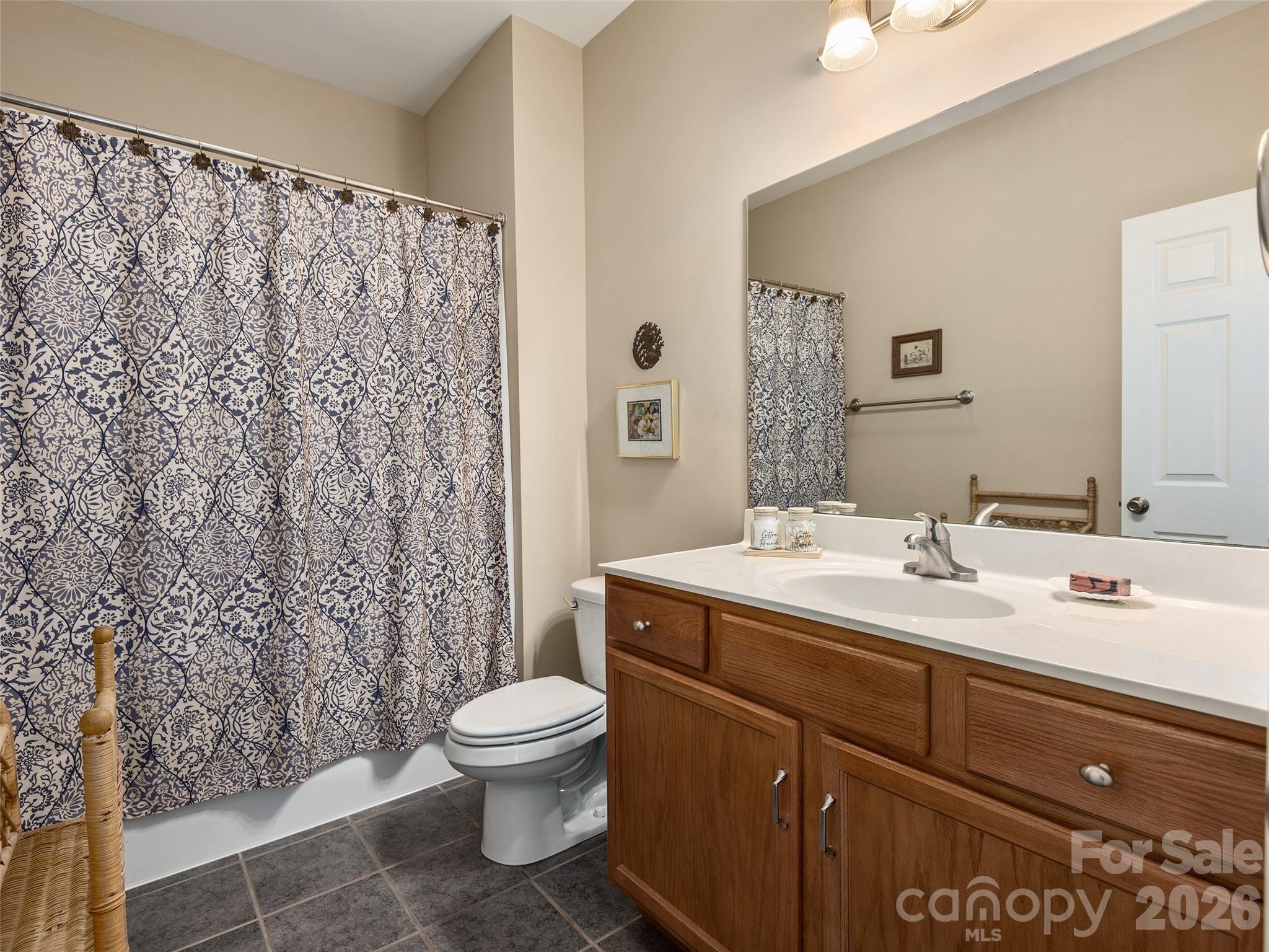 4 Lancaster Lane — Weaverville
