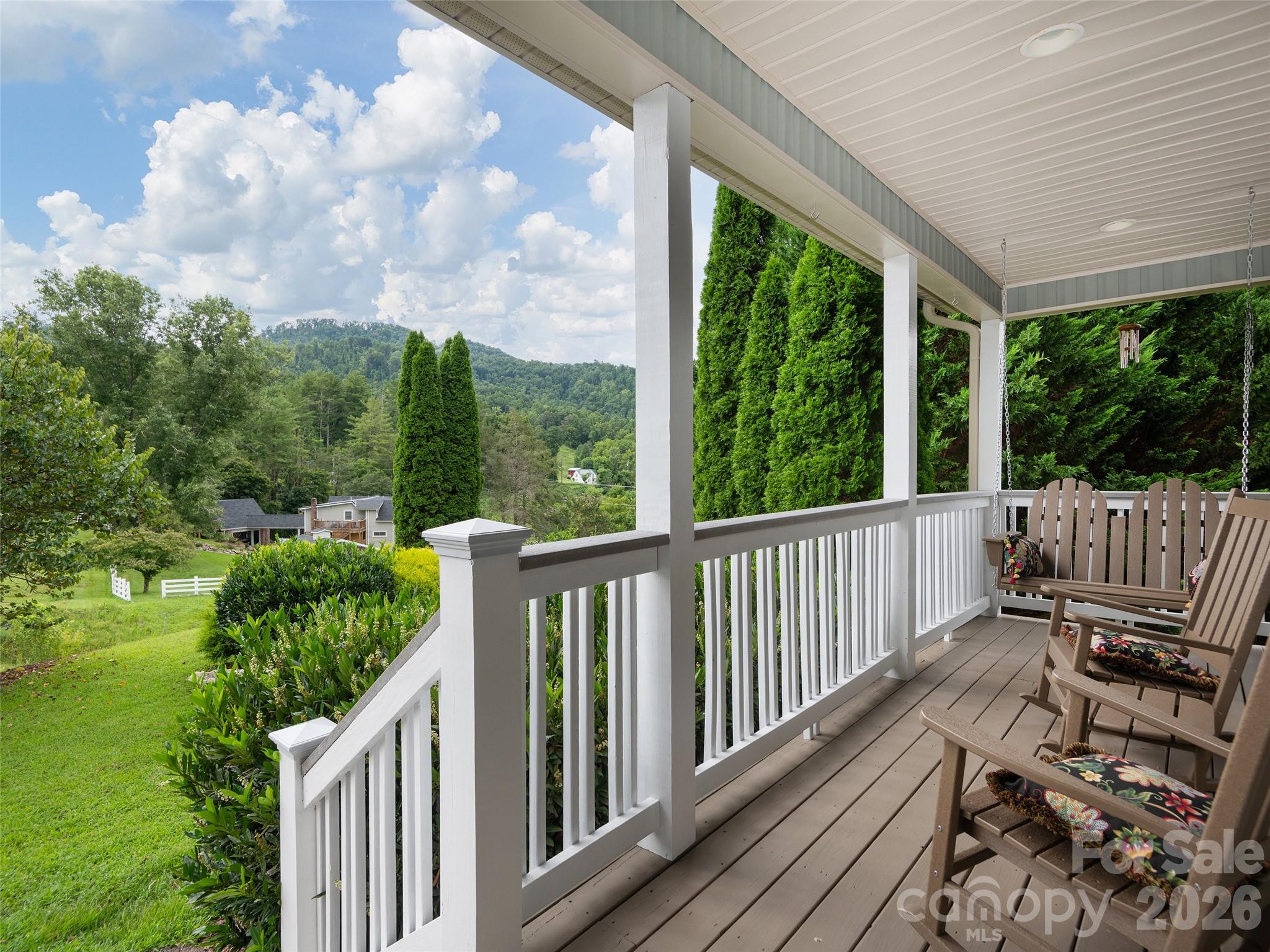 4 Lancaster Lane — Weaverville