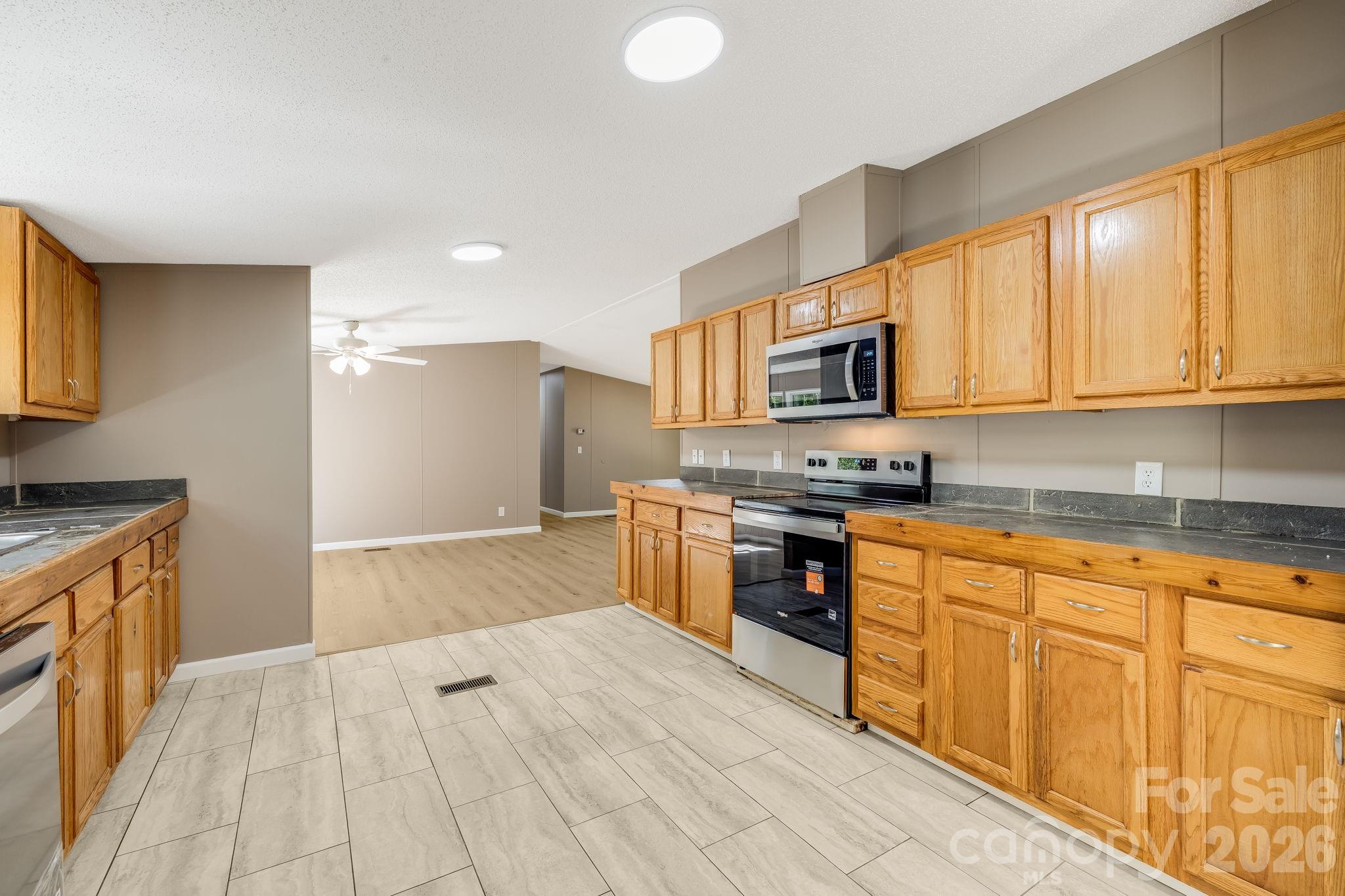 81 Spring Mountain Road — Fairview