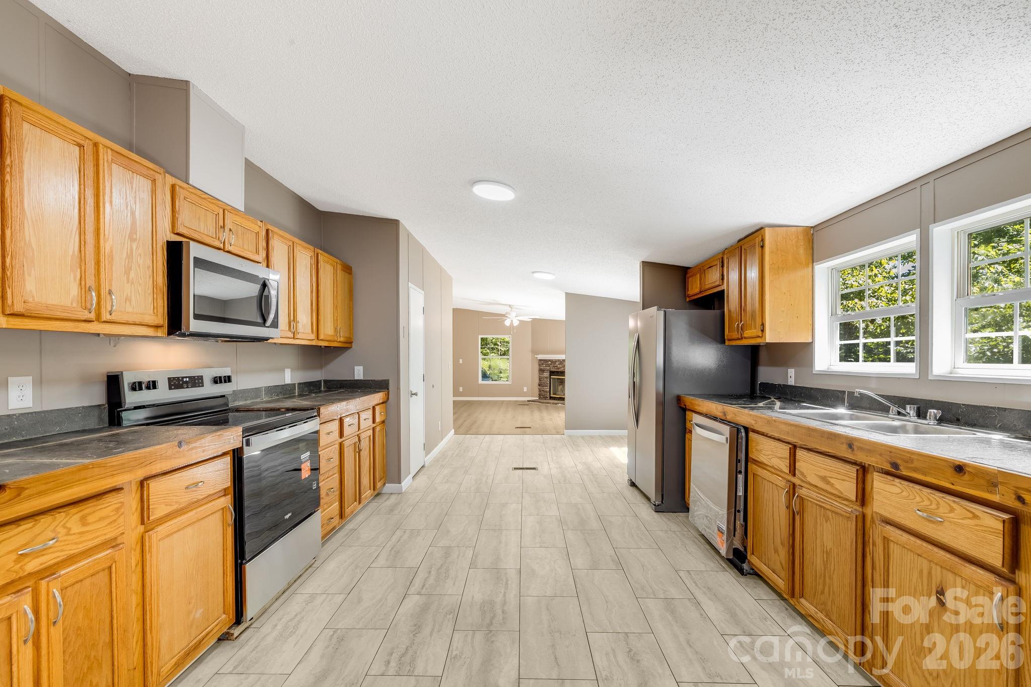 81 Spring Mountain Road — Fairview