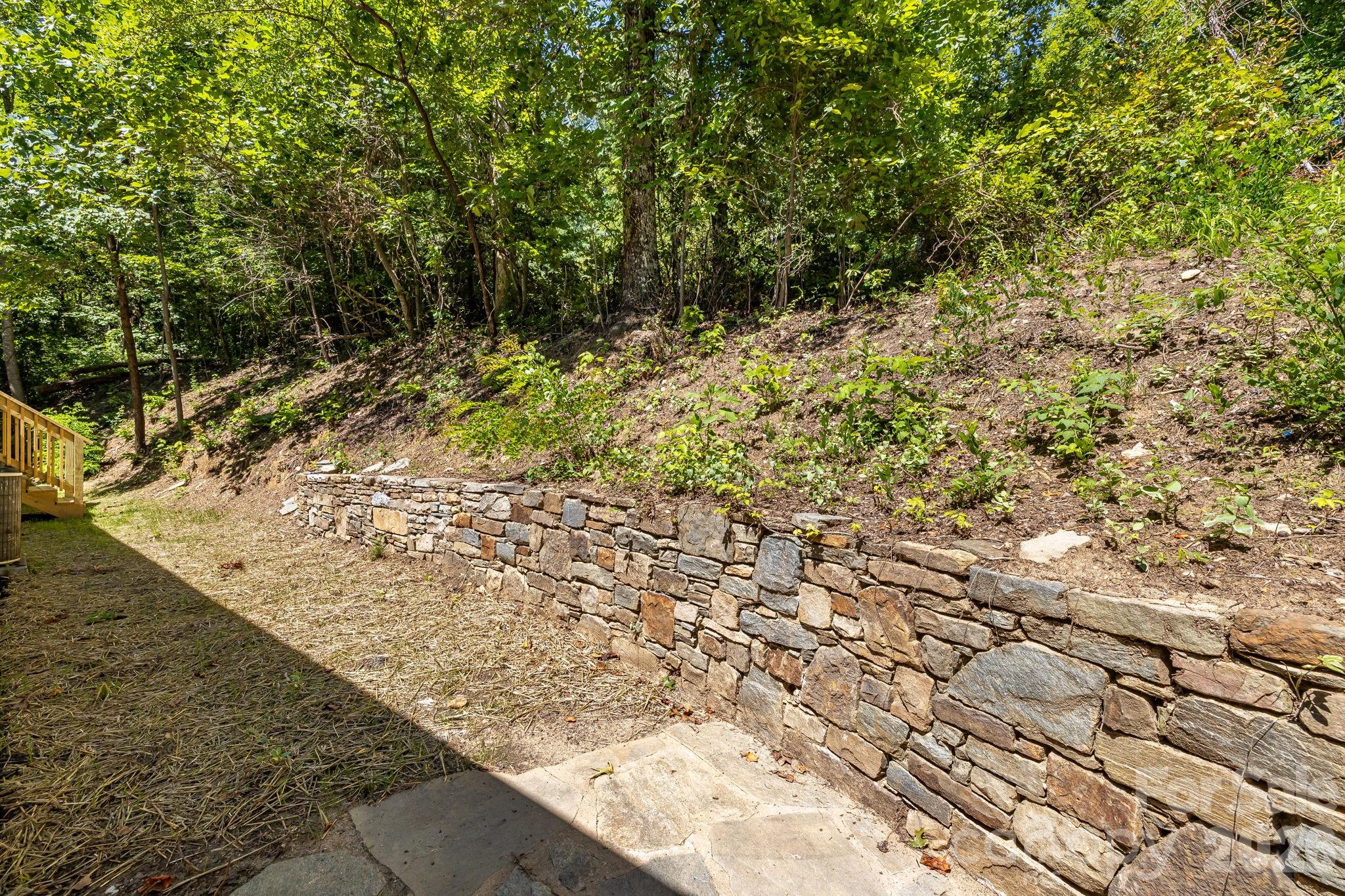 81 Spring Mountain Road — Fairview