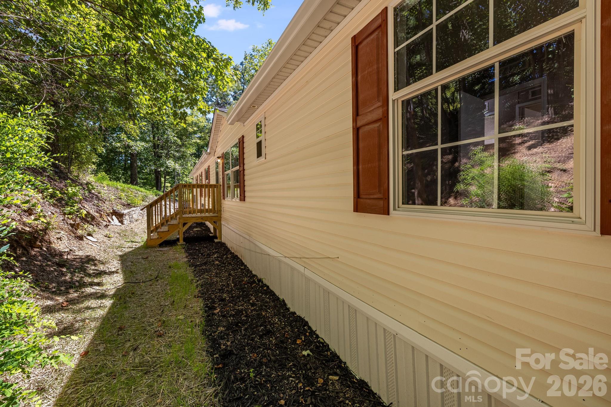 81 Spring Mountain Road — Fairview
