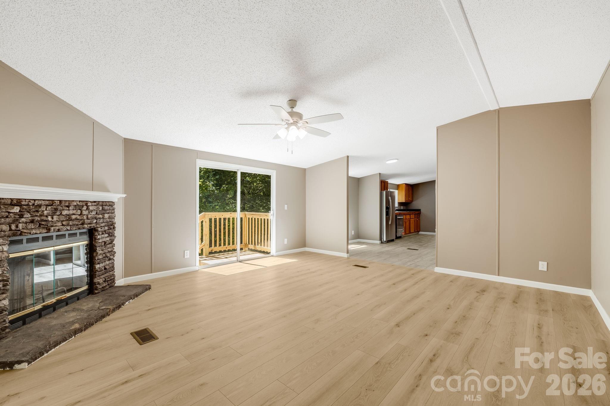 81 Spring Mountain Road — Fairview