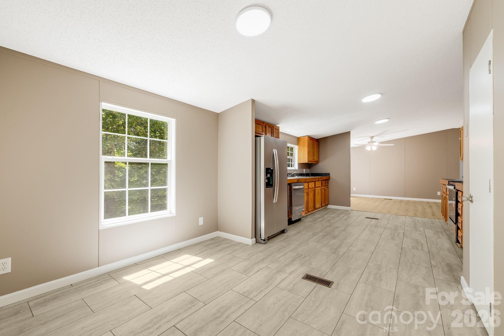 81 Spring Mountain Road — Fairview