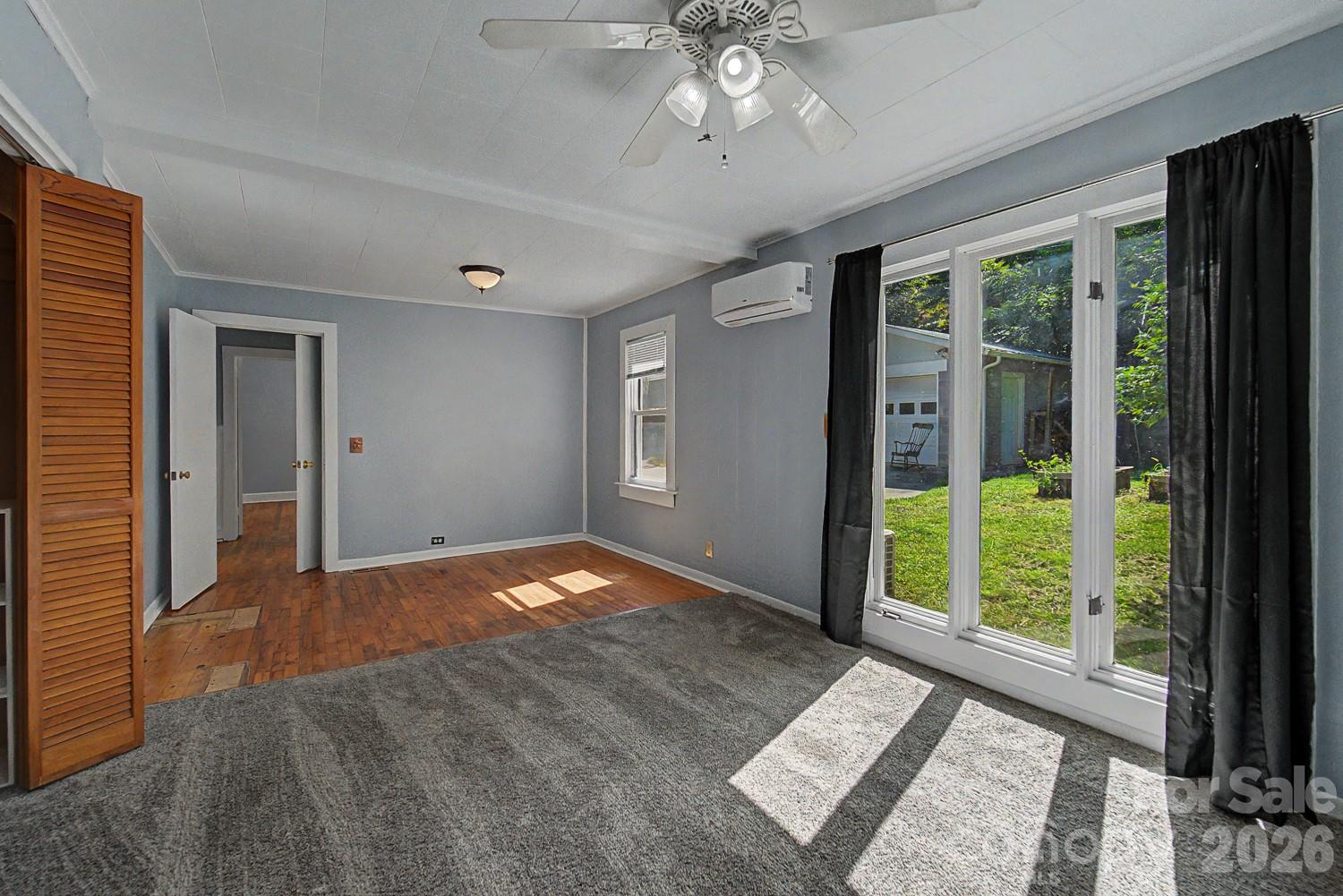 80 Nature Lane — Waynesville