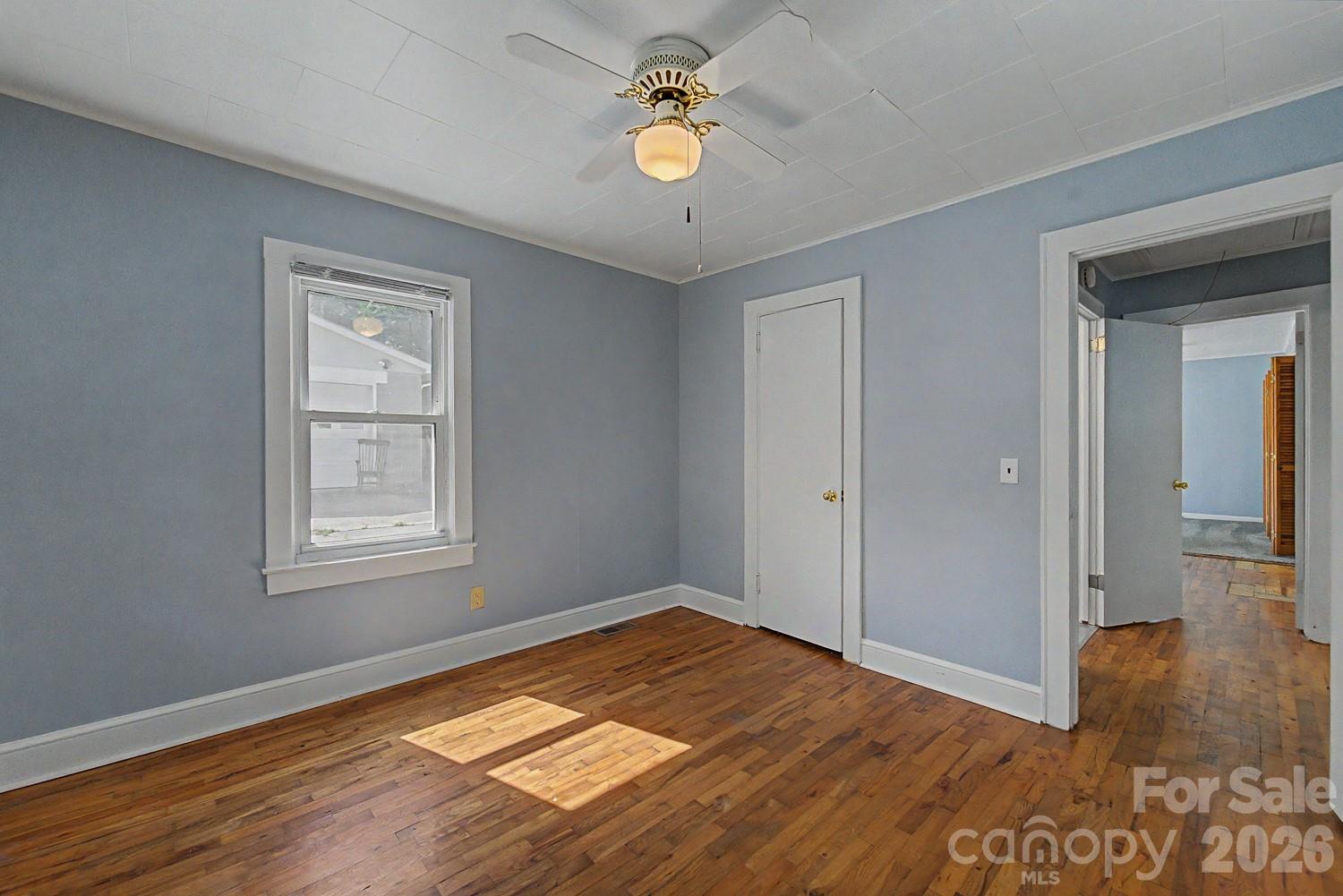80 Nature Lane — Waynesville