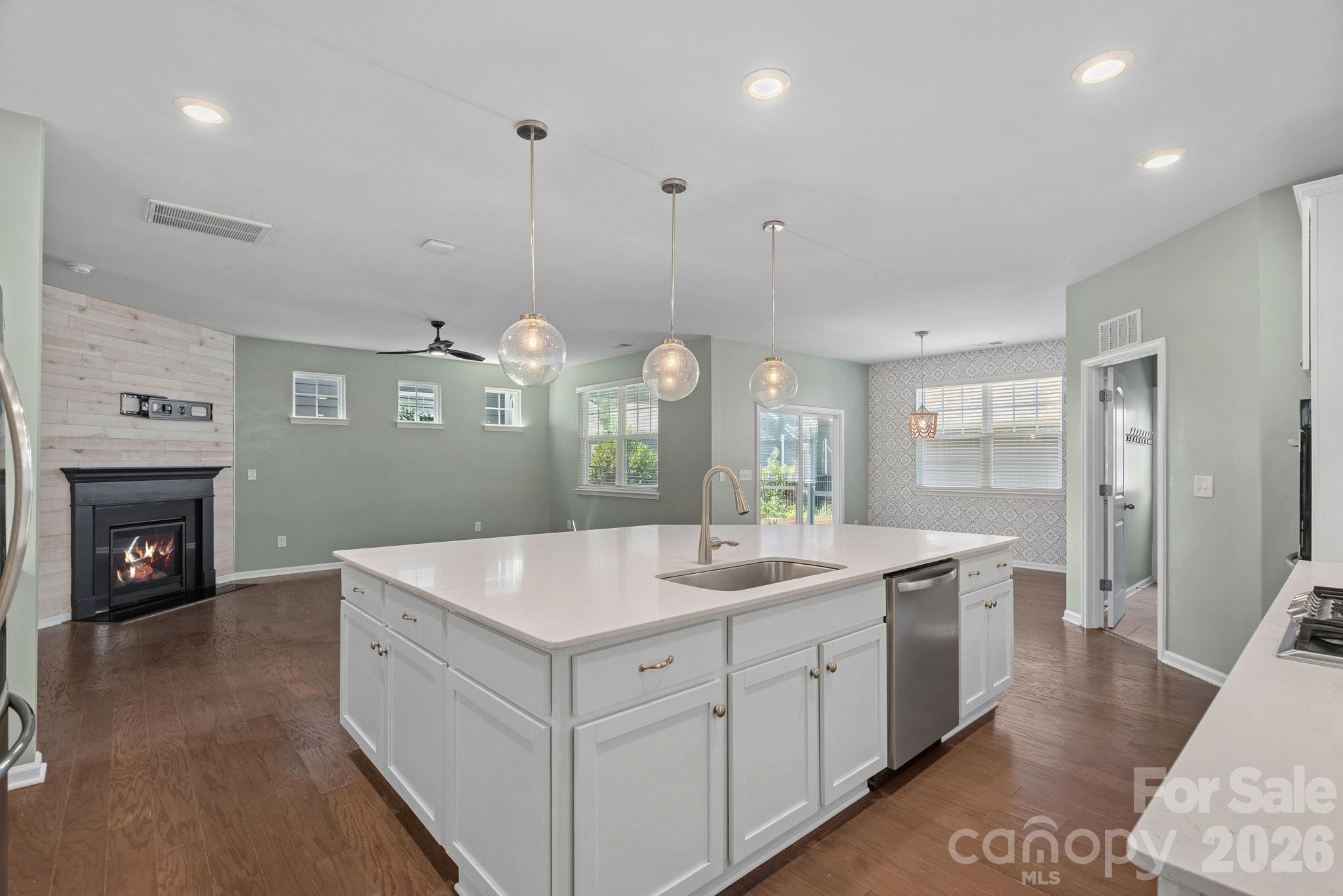 15625 White Quartz Lane — Davidson