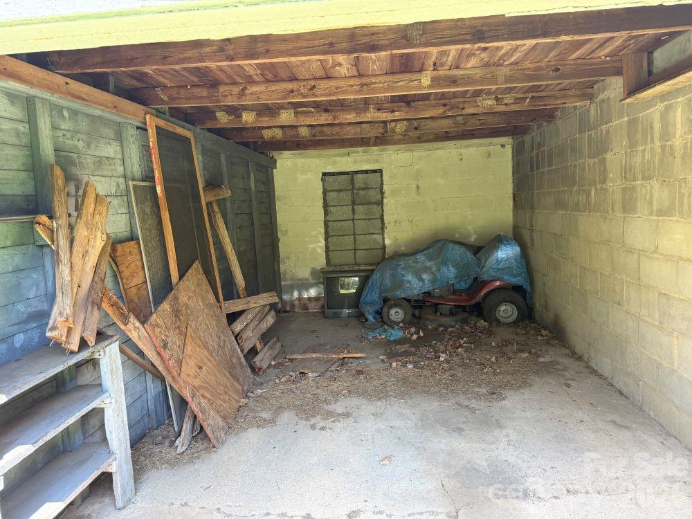 1710 STOKES FERRY Road — Salisbury
