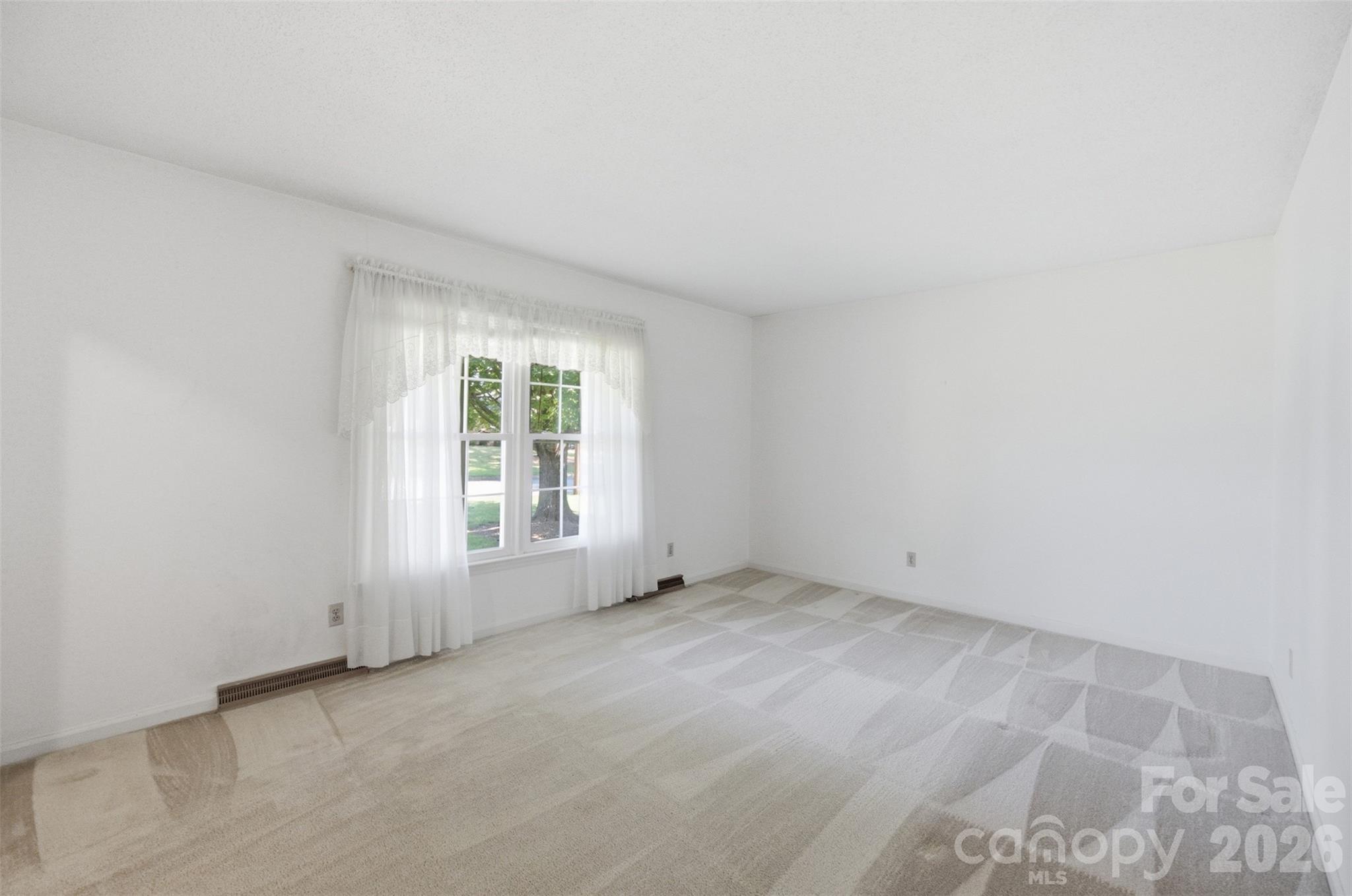 2311 Shaw Avenue — Gastonia